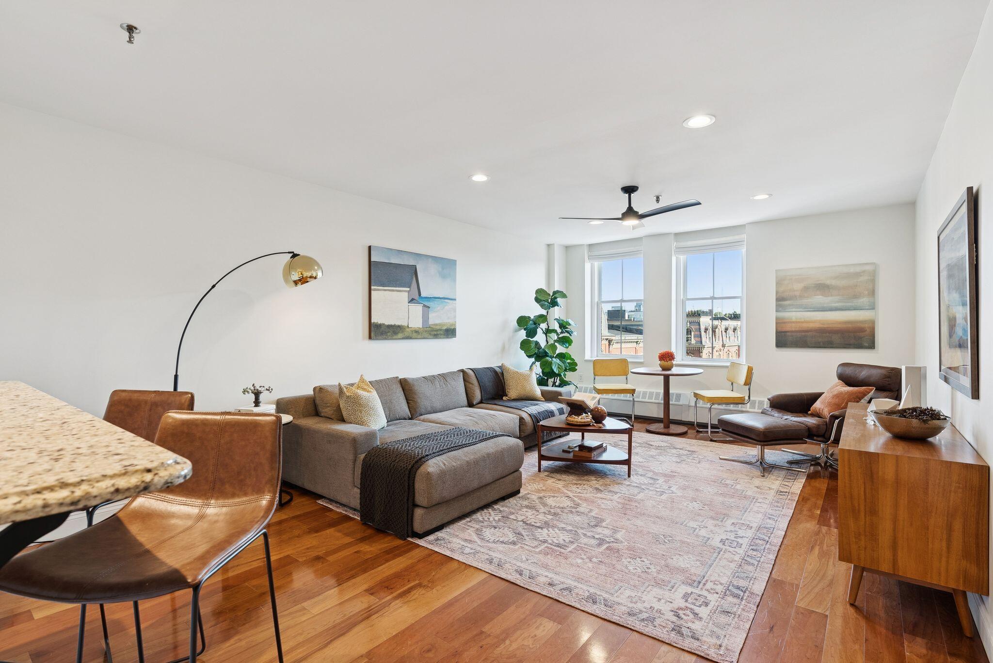 150 Middle Street, 4B