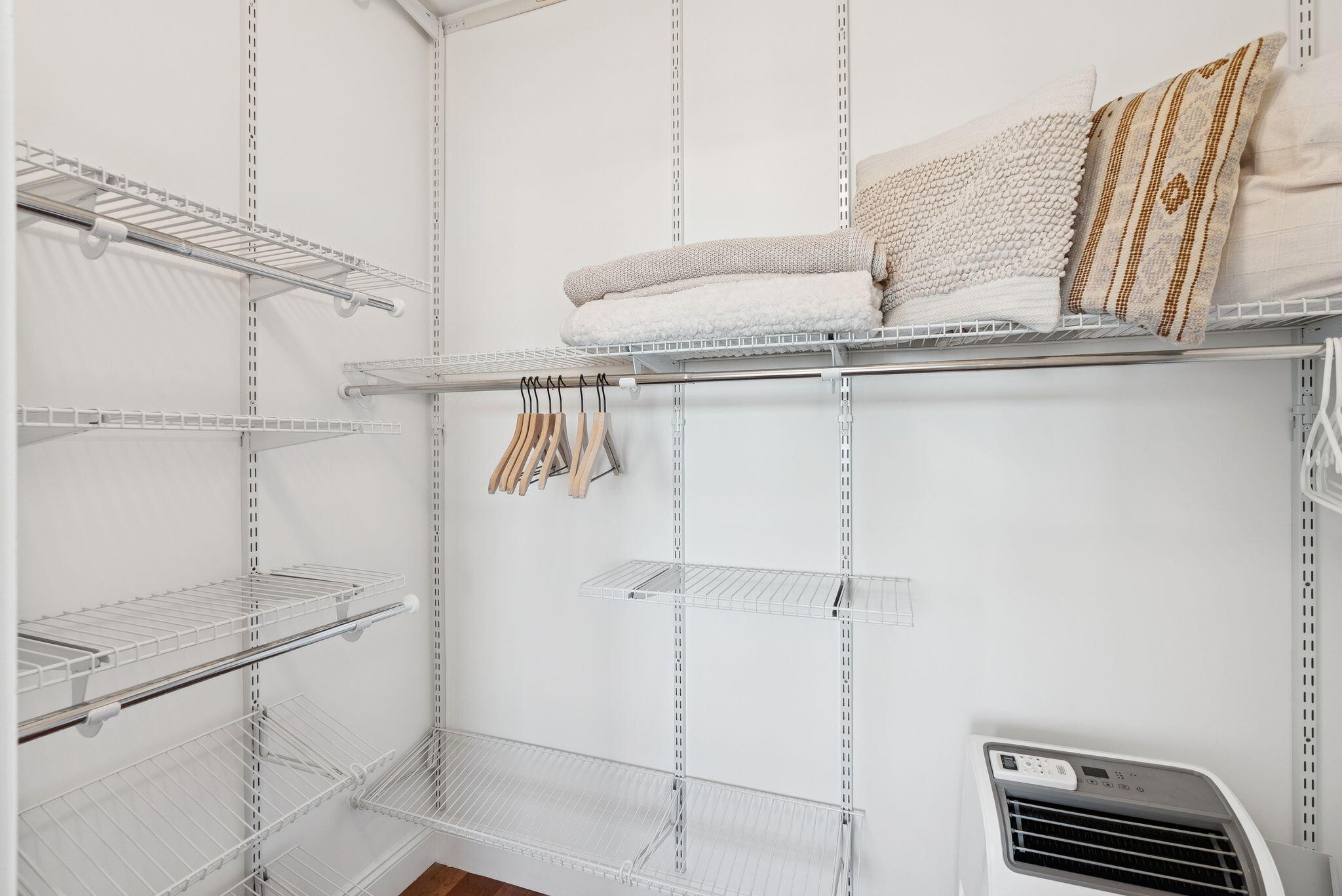 150 Middle Street, 4B