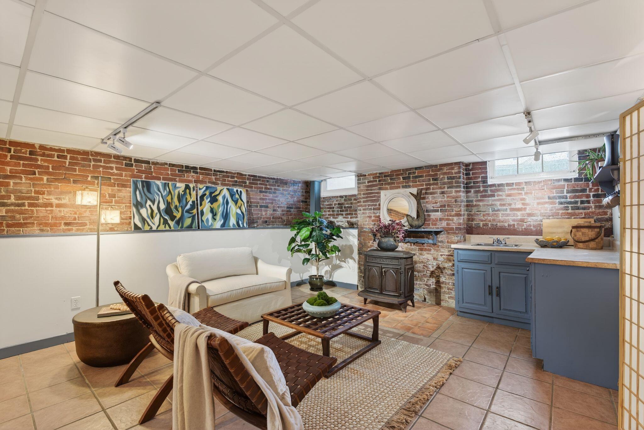 263 Brighton Avenue