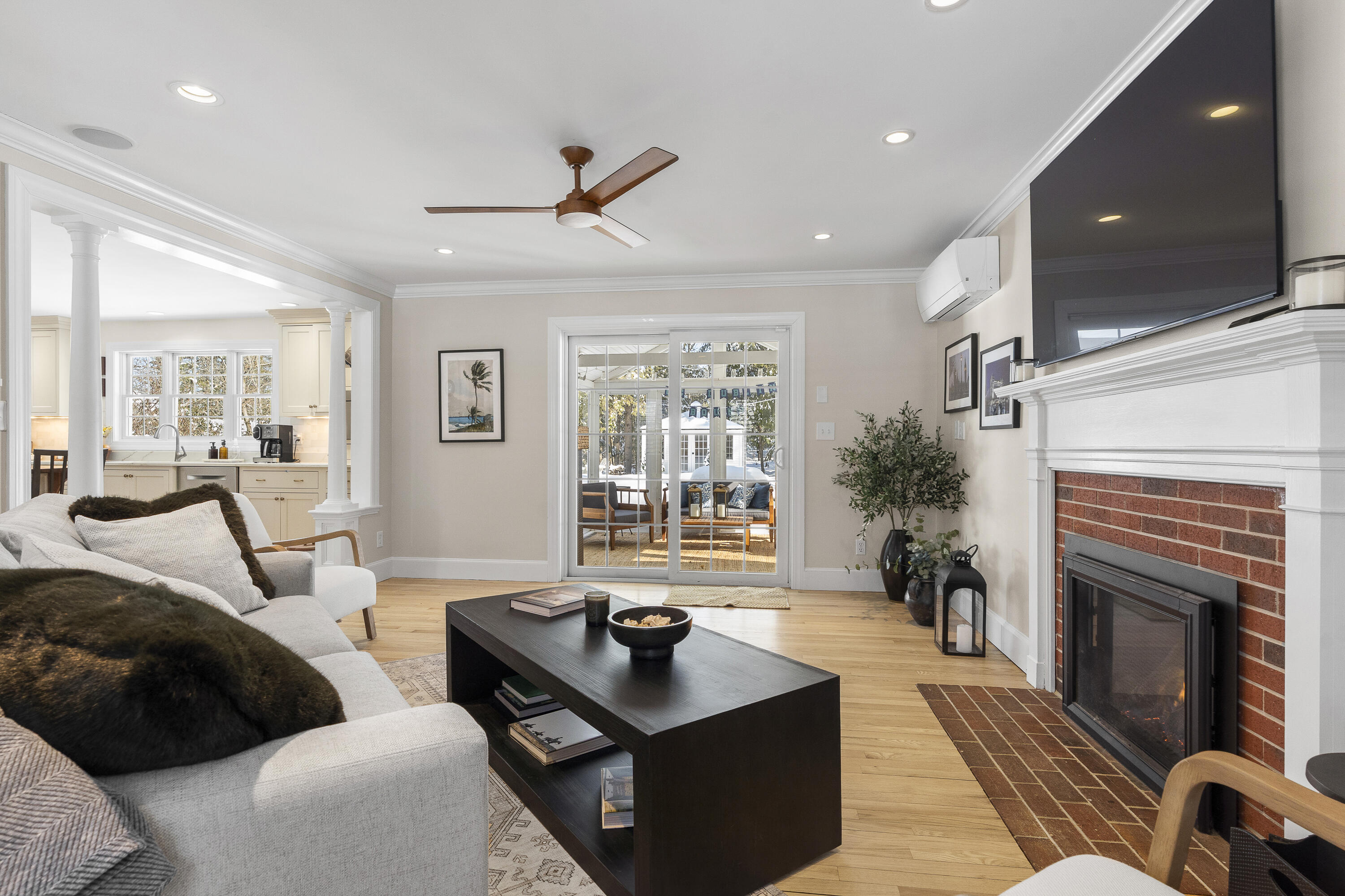 127 Applecrest Drive