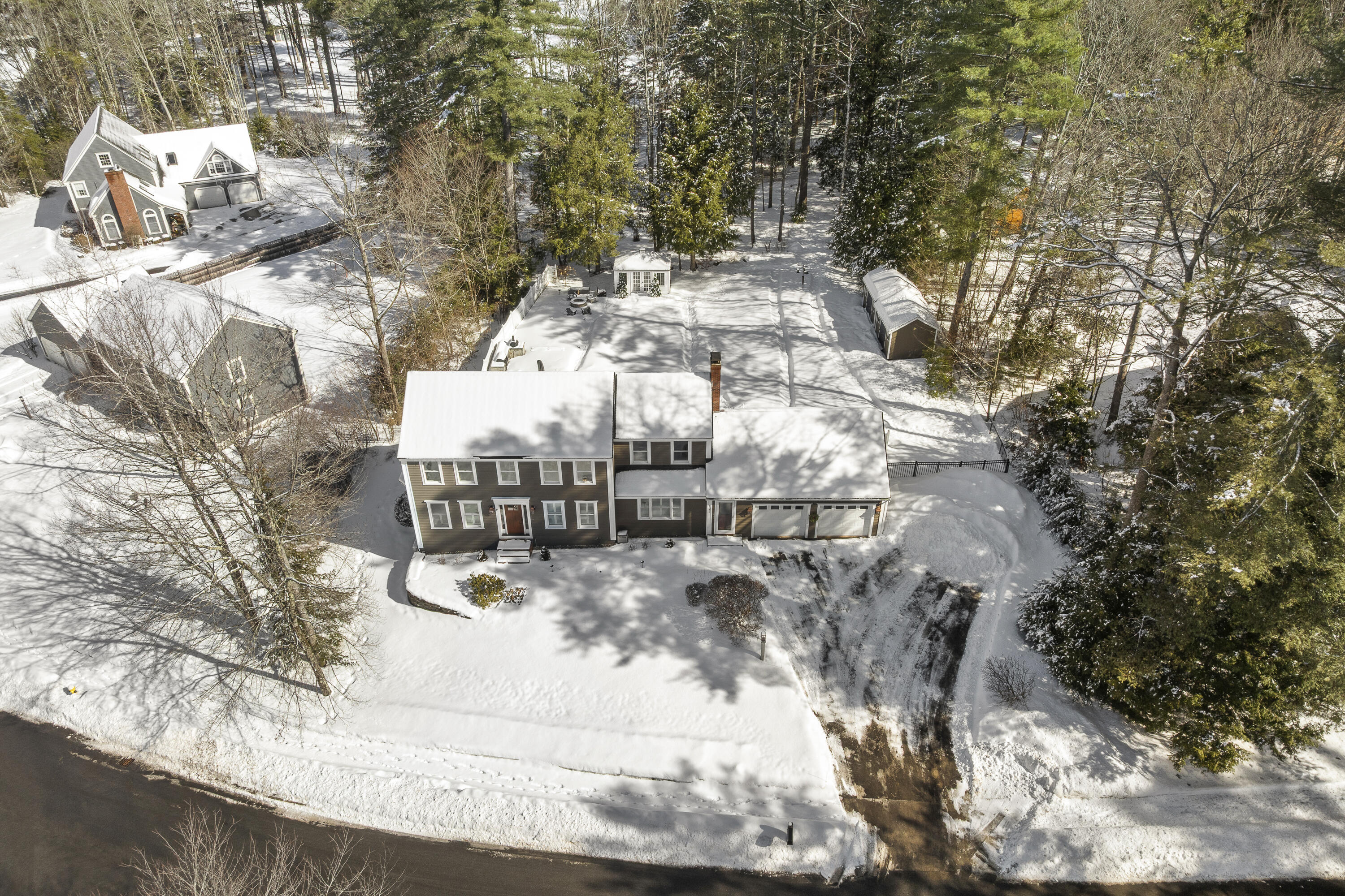 127 Applecrest Drive