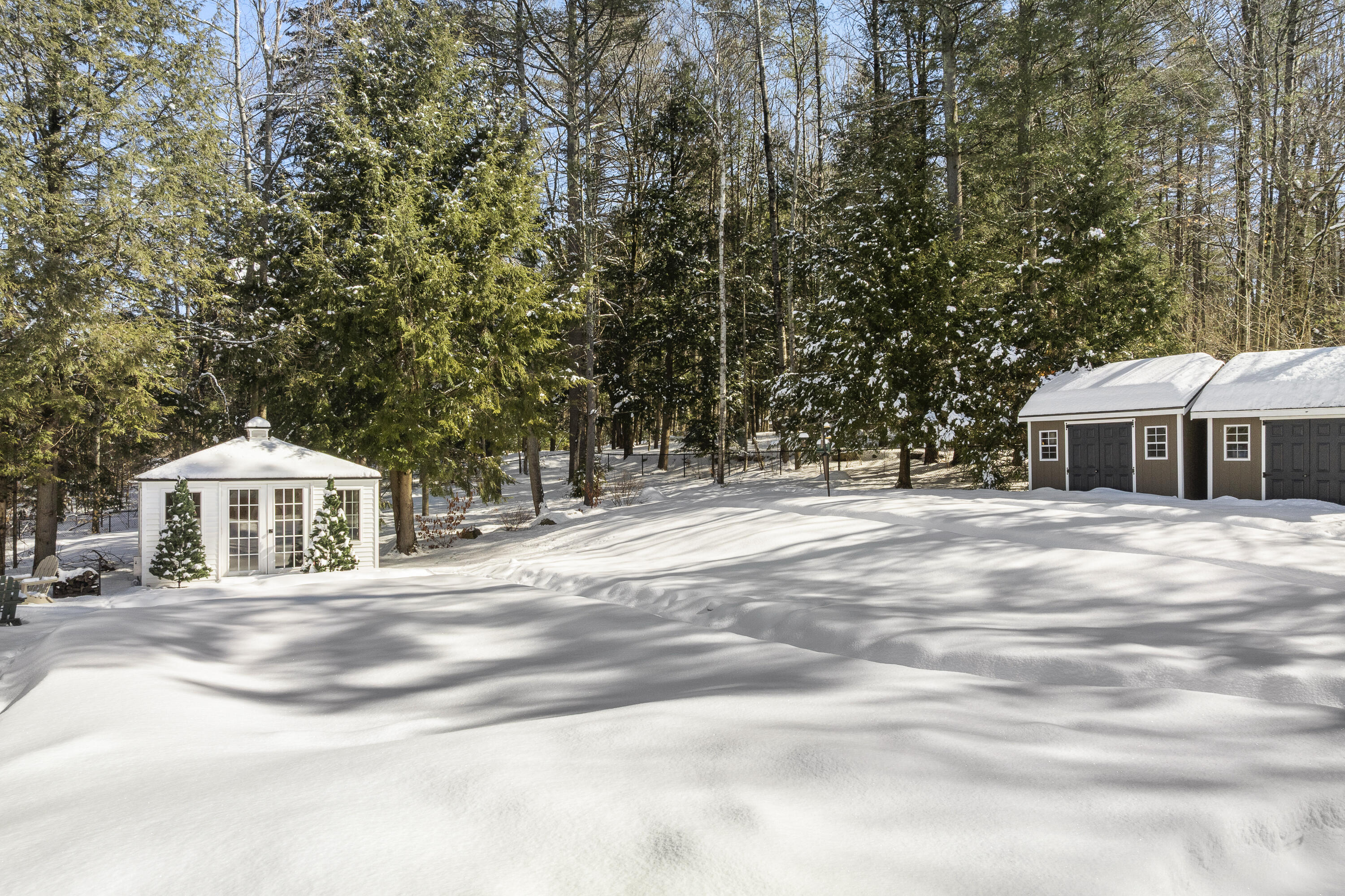 127 Applecrest Drive