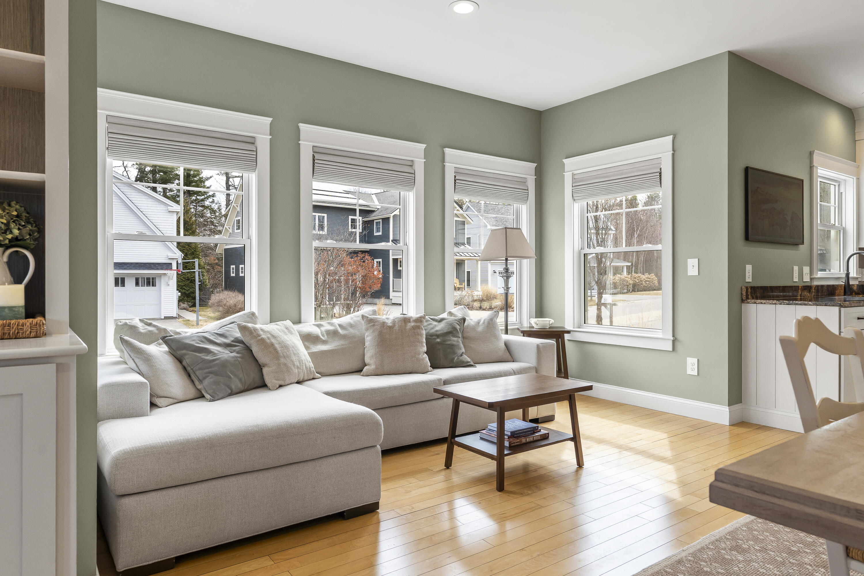 2 Franklin Circle