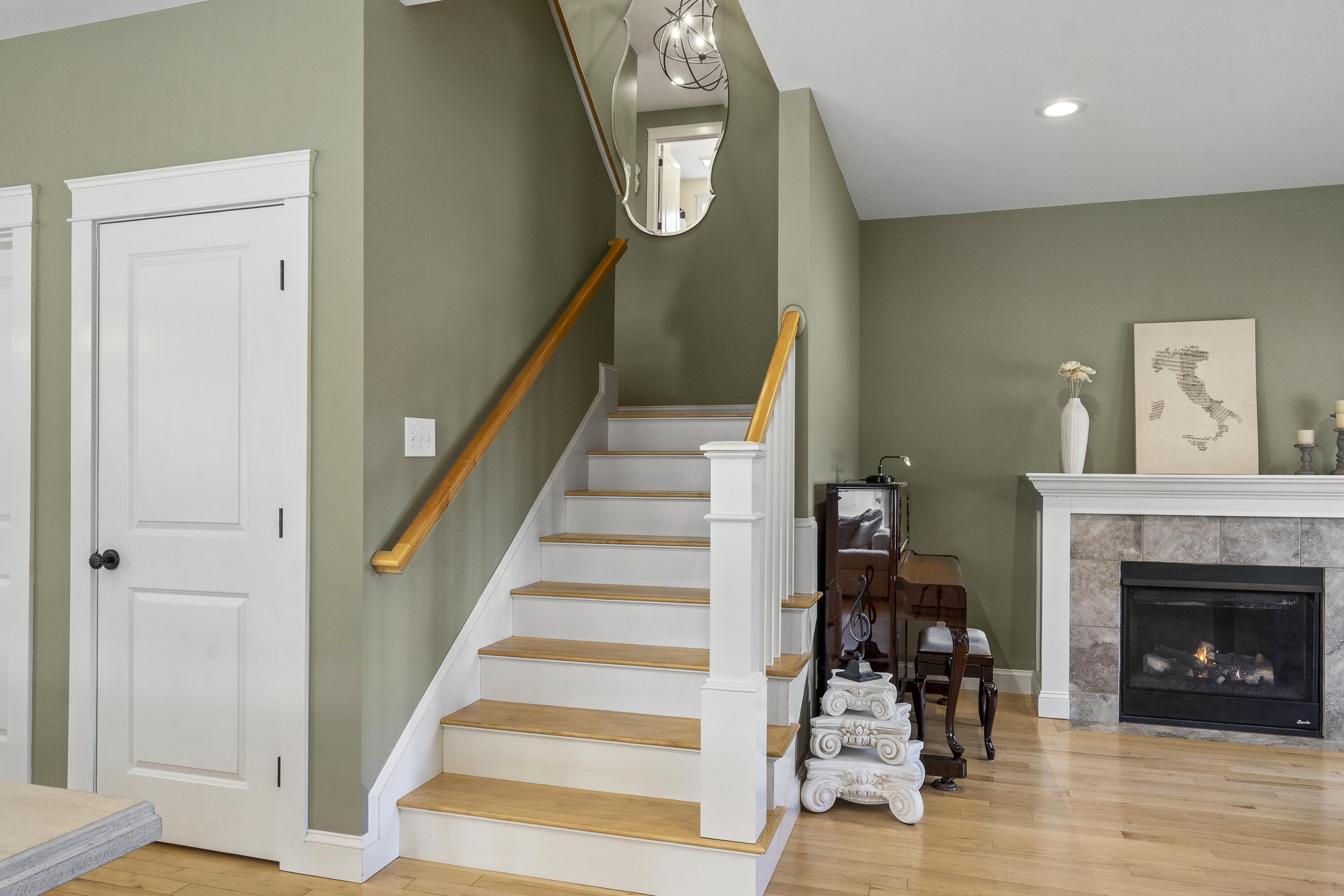 2 Franklin Circle