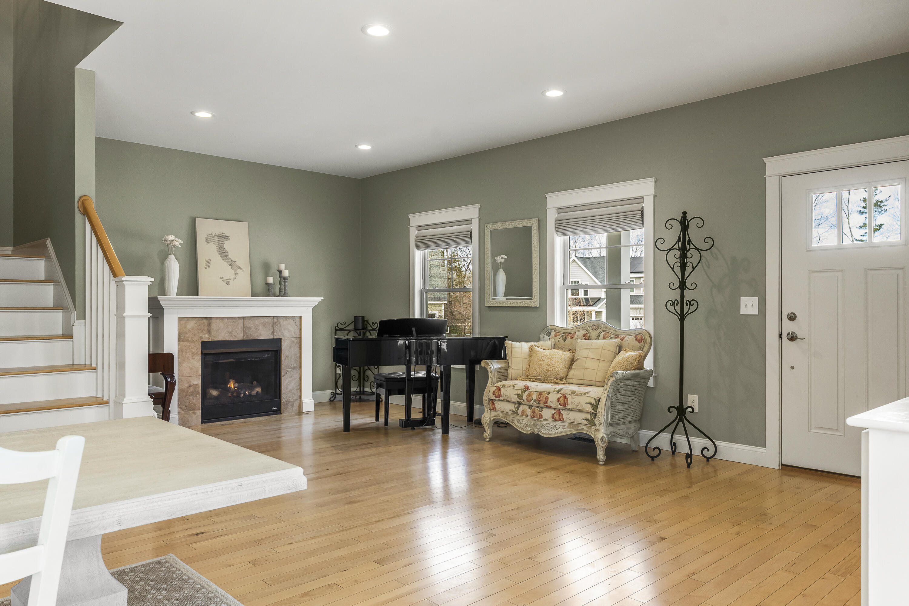 2 Franklin Circle