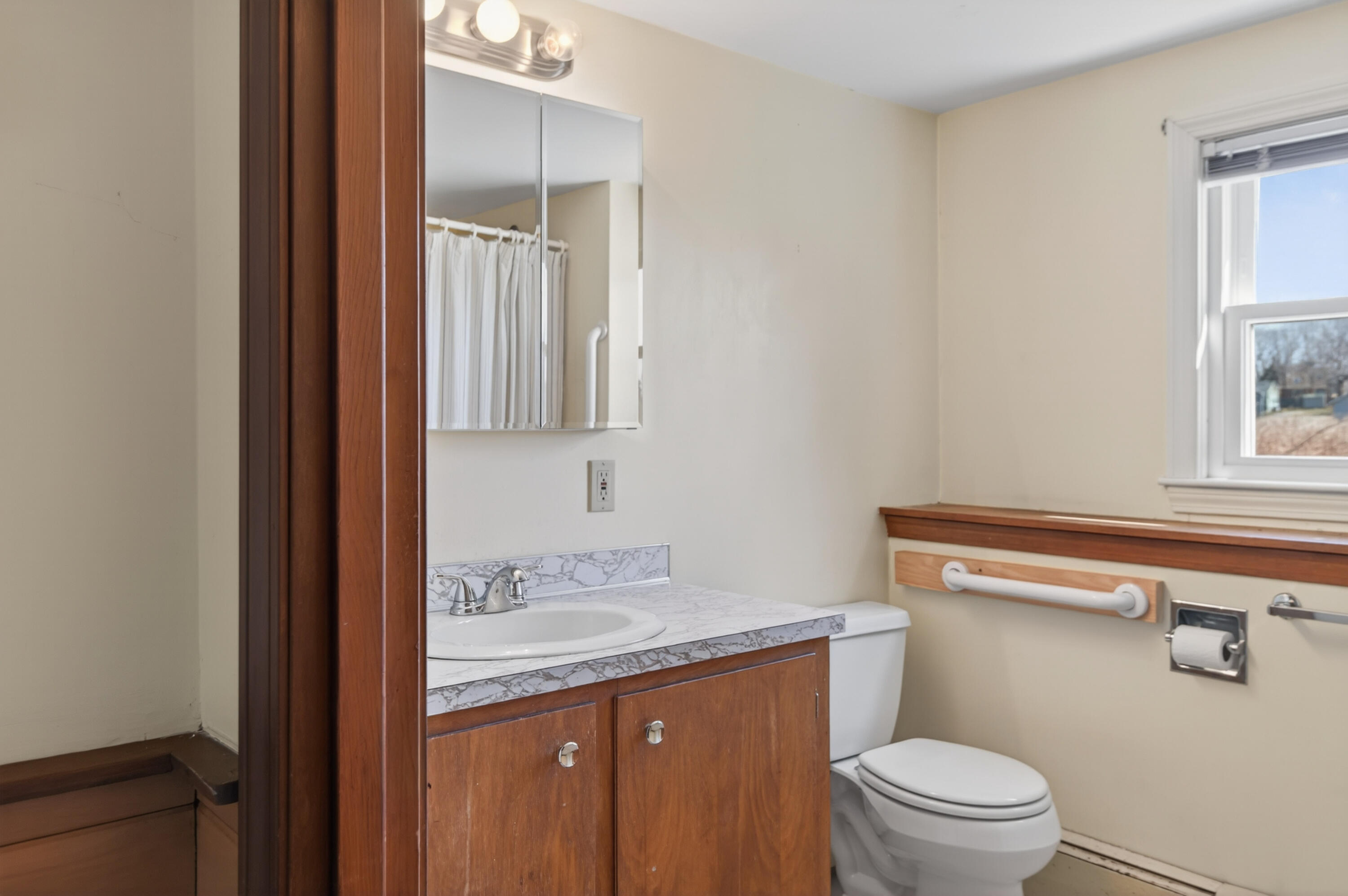 32 Bowery Beach Road