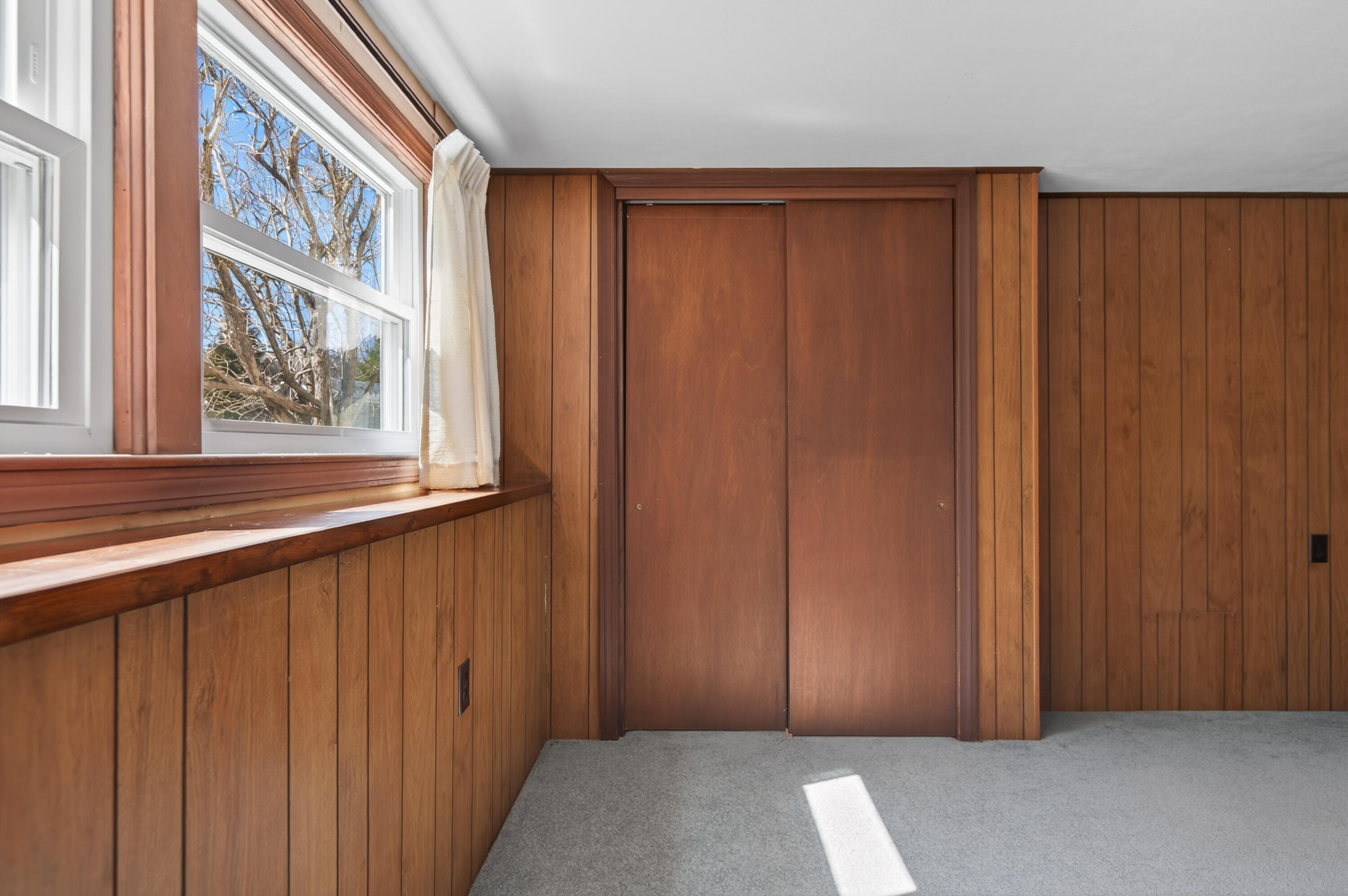 32 Bowery Beach Road