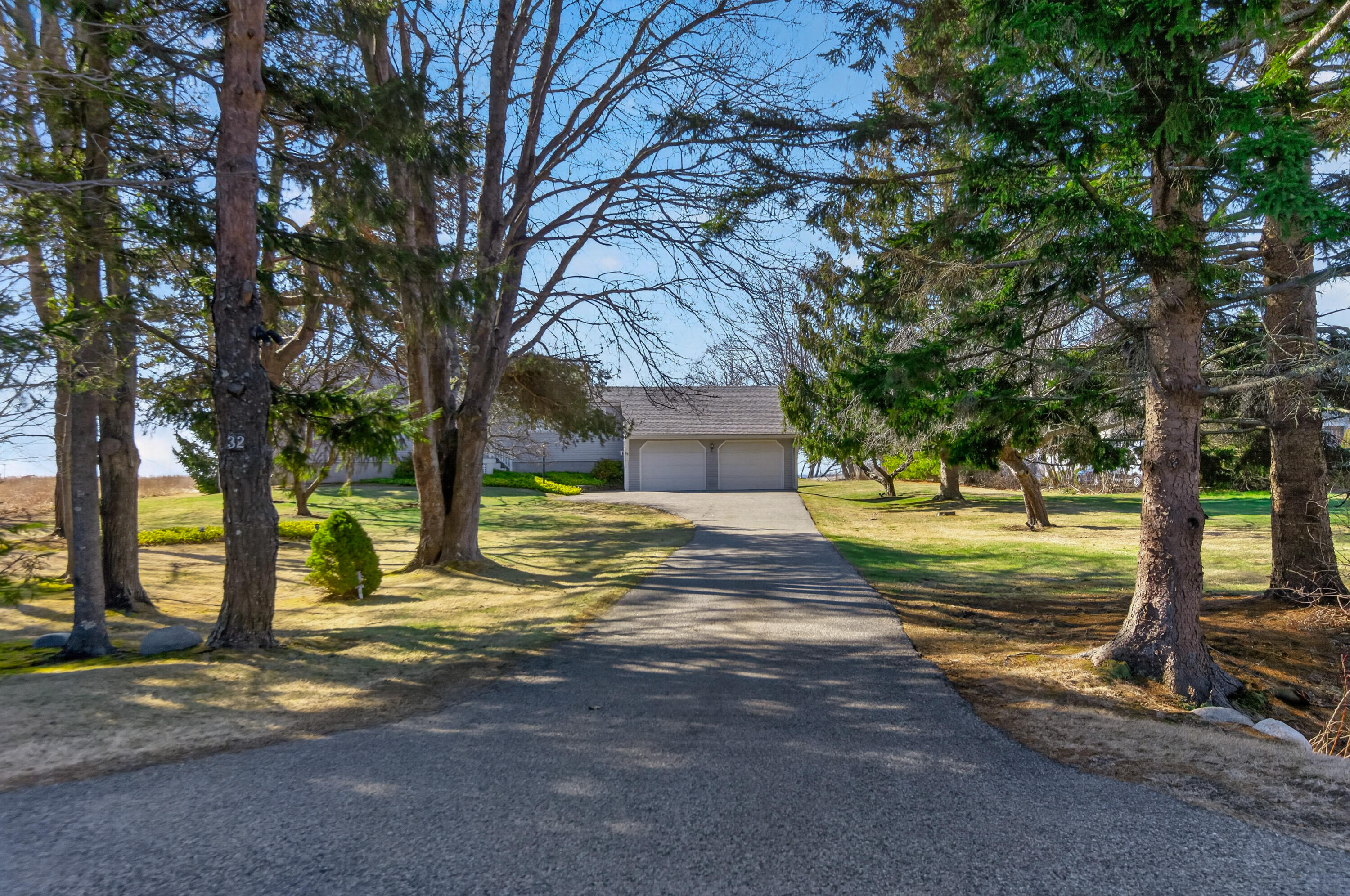 32 Bowery Beach Road