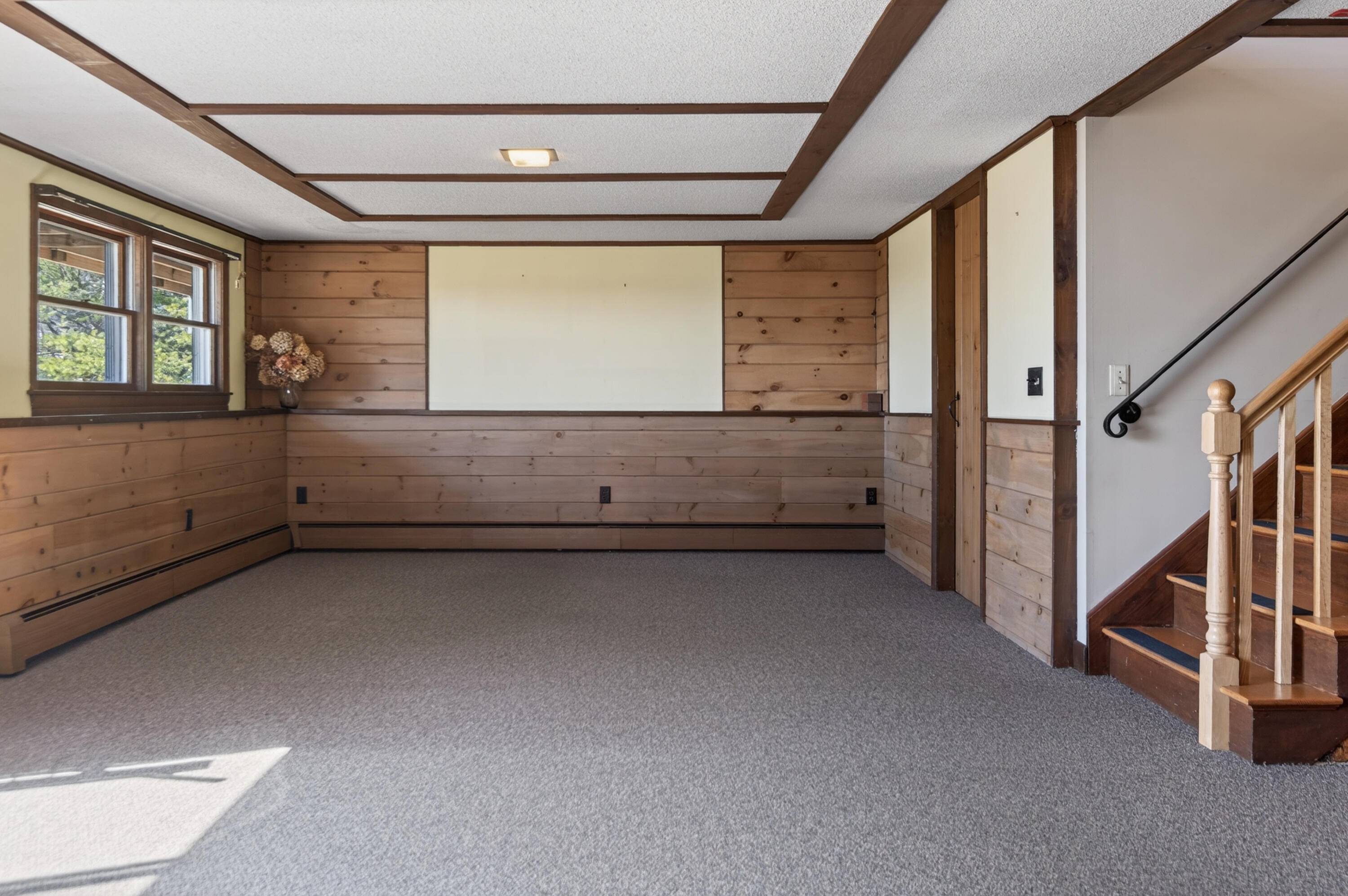 32 Bowery Beach Road