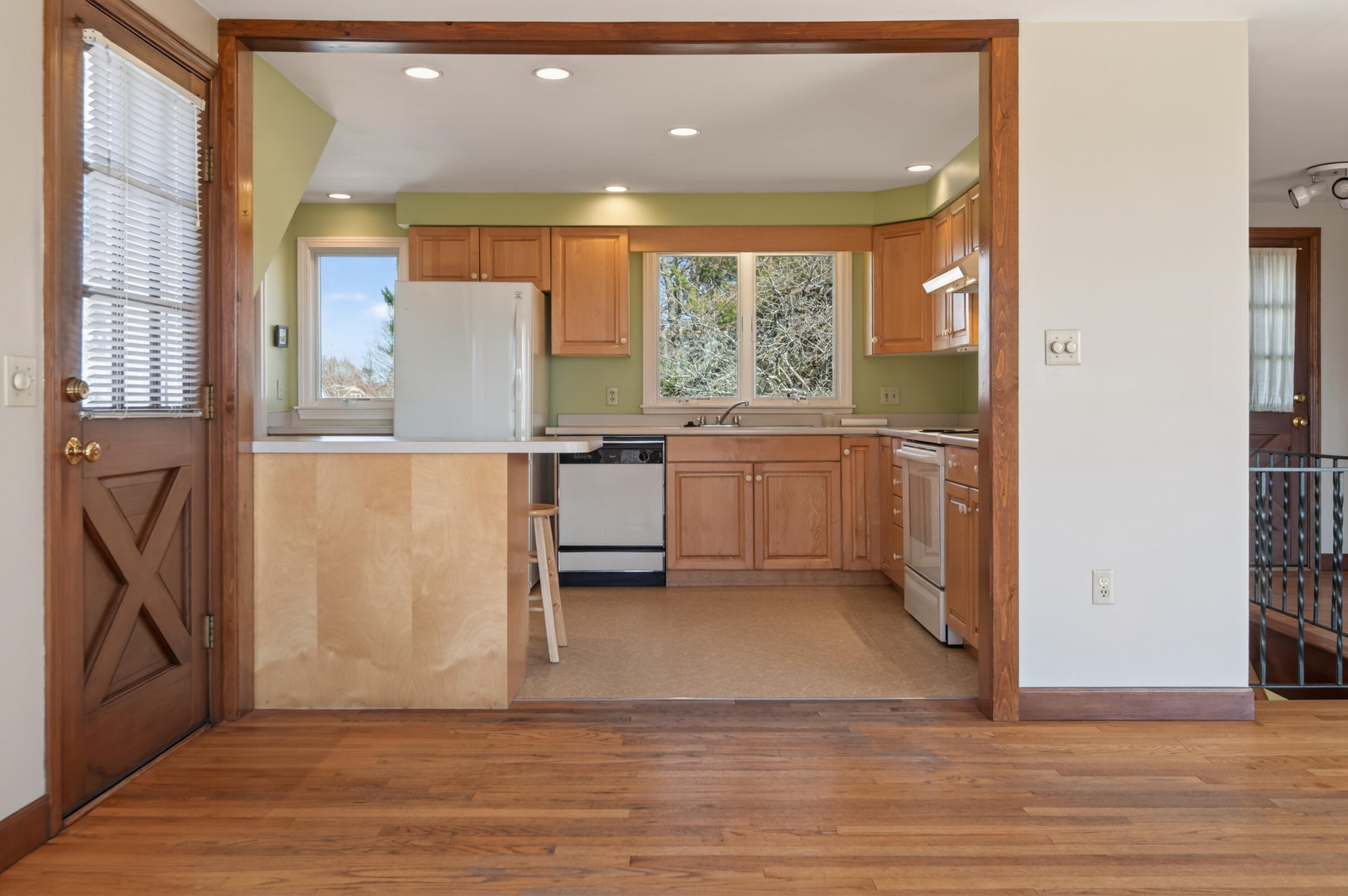 32 Bowery Beach Road