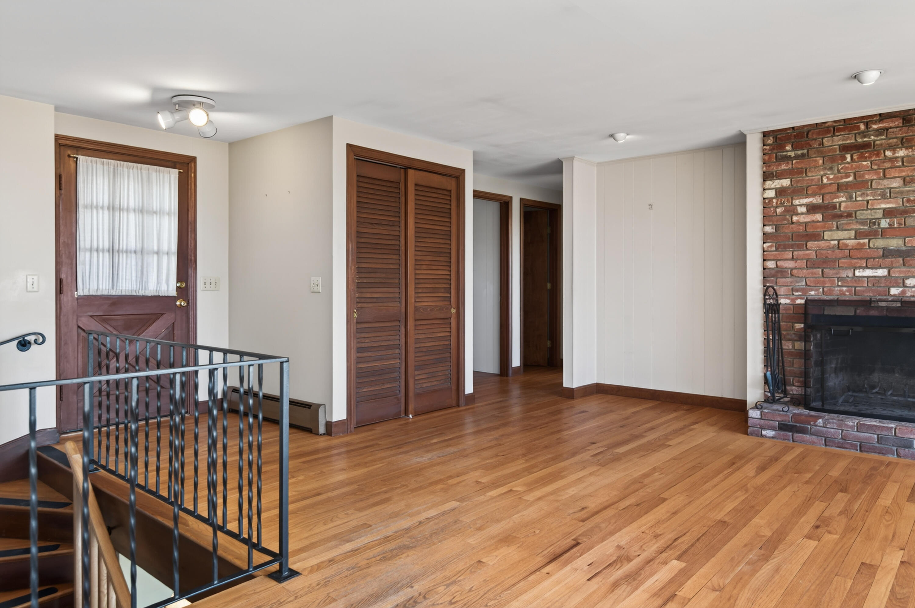 32 Bowery Beach Road