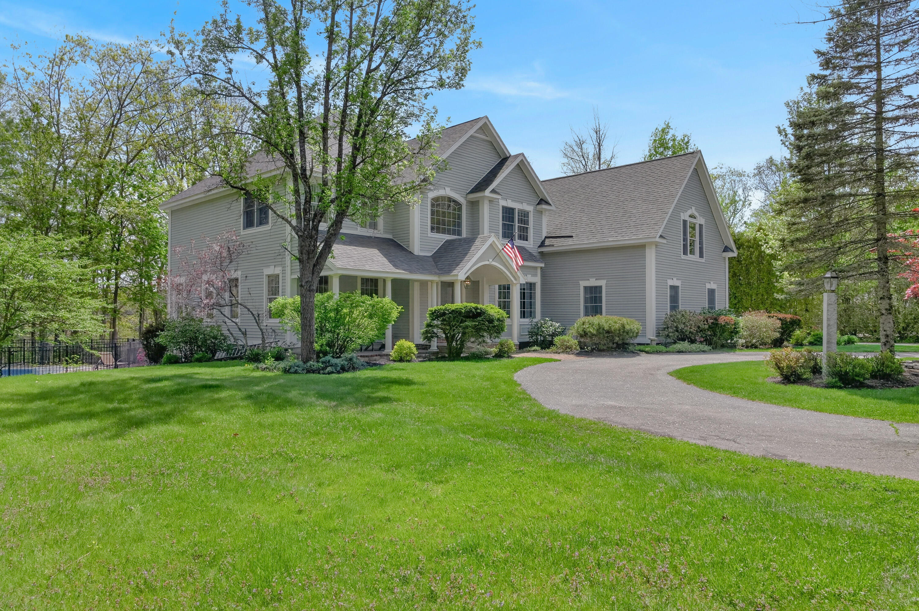 26 Veronica Lane