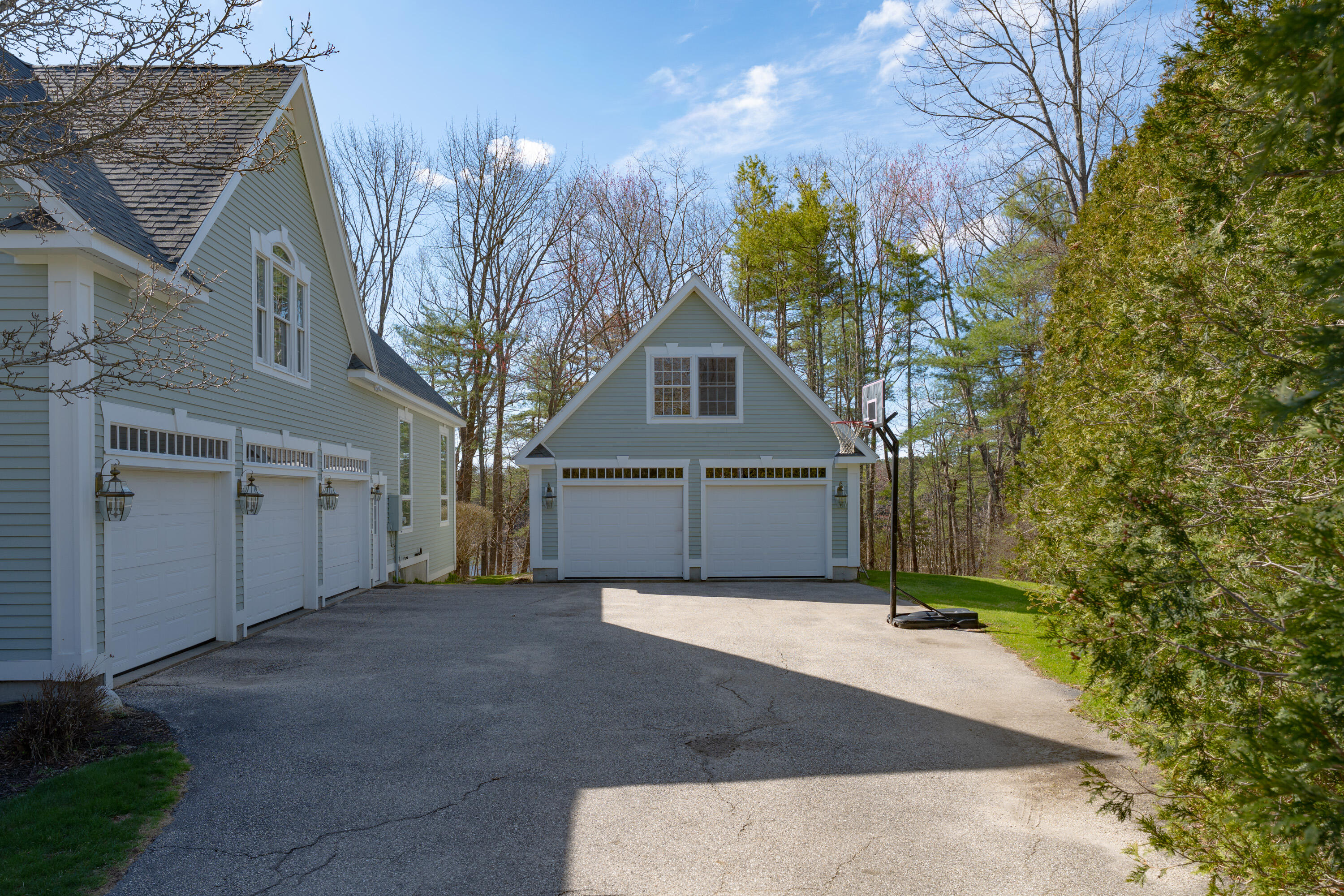 26 Veronica Lane