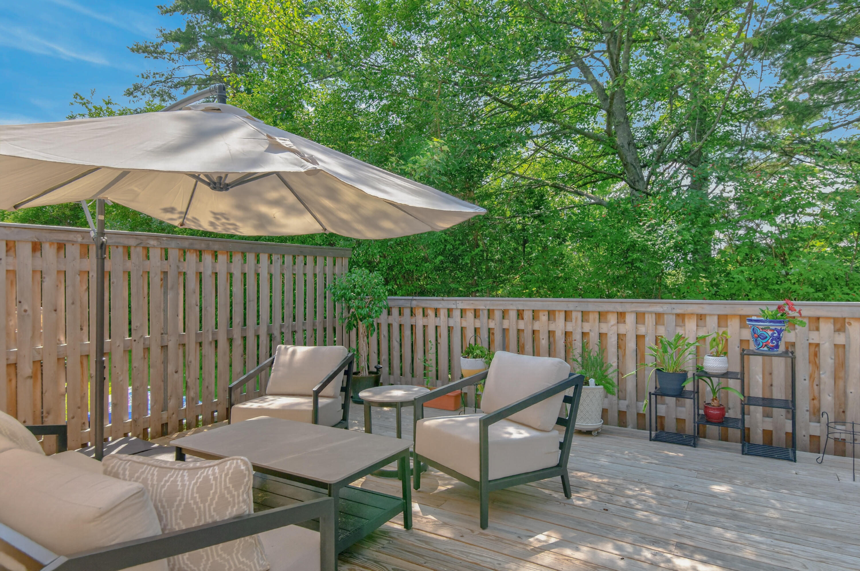 46 Colonial Village 46