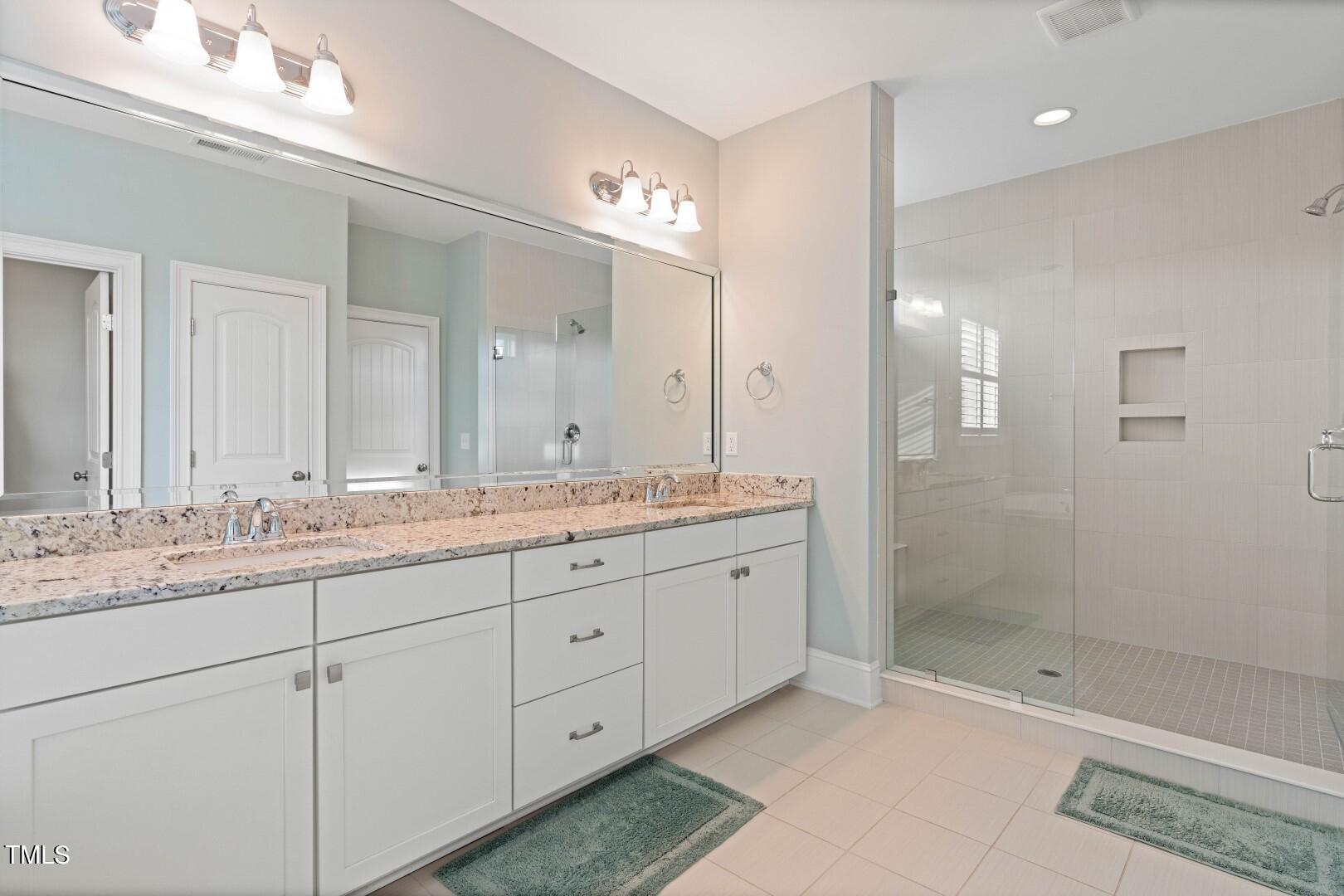 3009 Adonis Circle