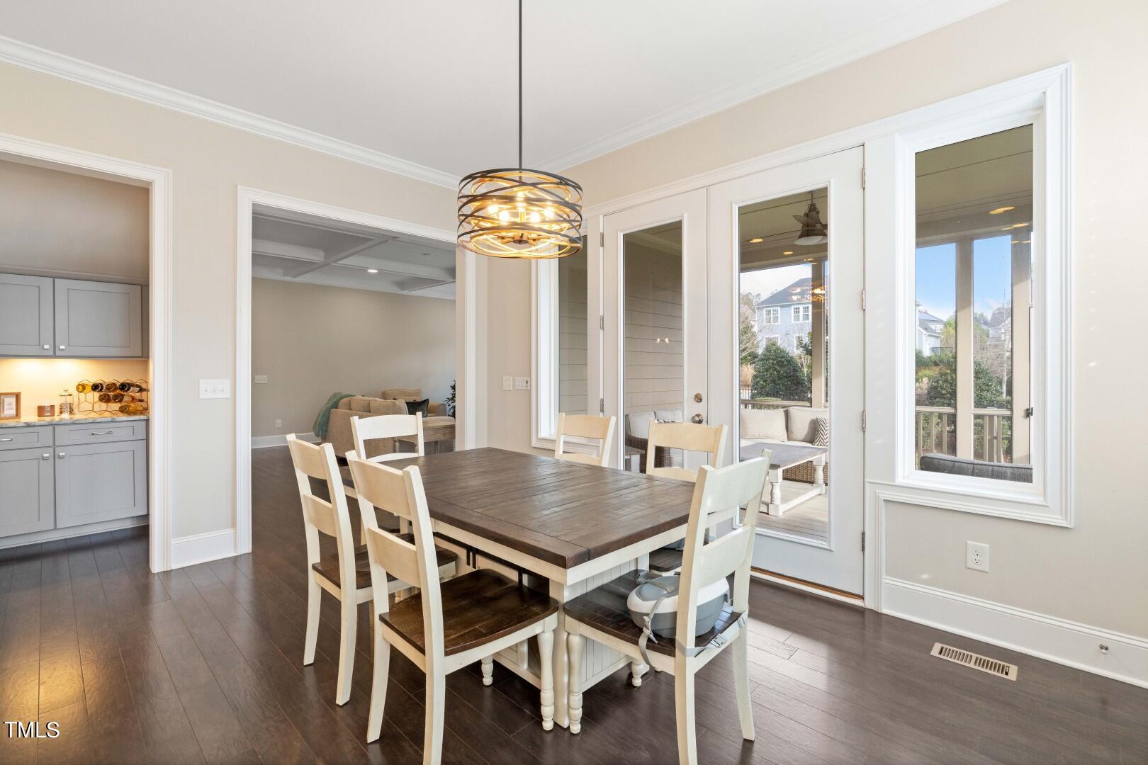 3009 Adonis Circle