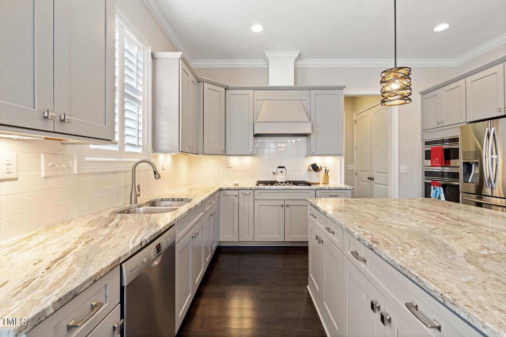 3009 Adonis Circle