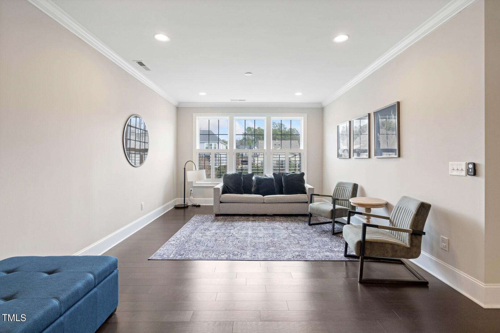 3009 Adonis Circle
