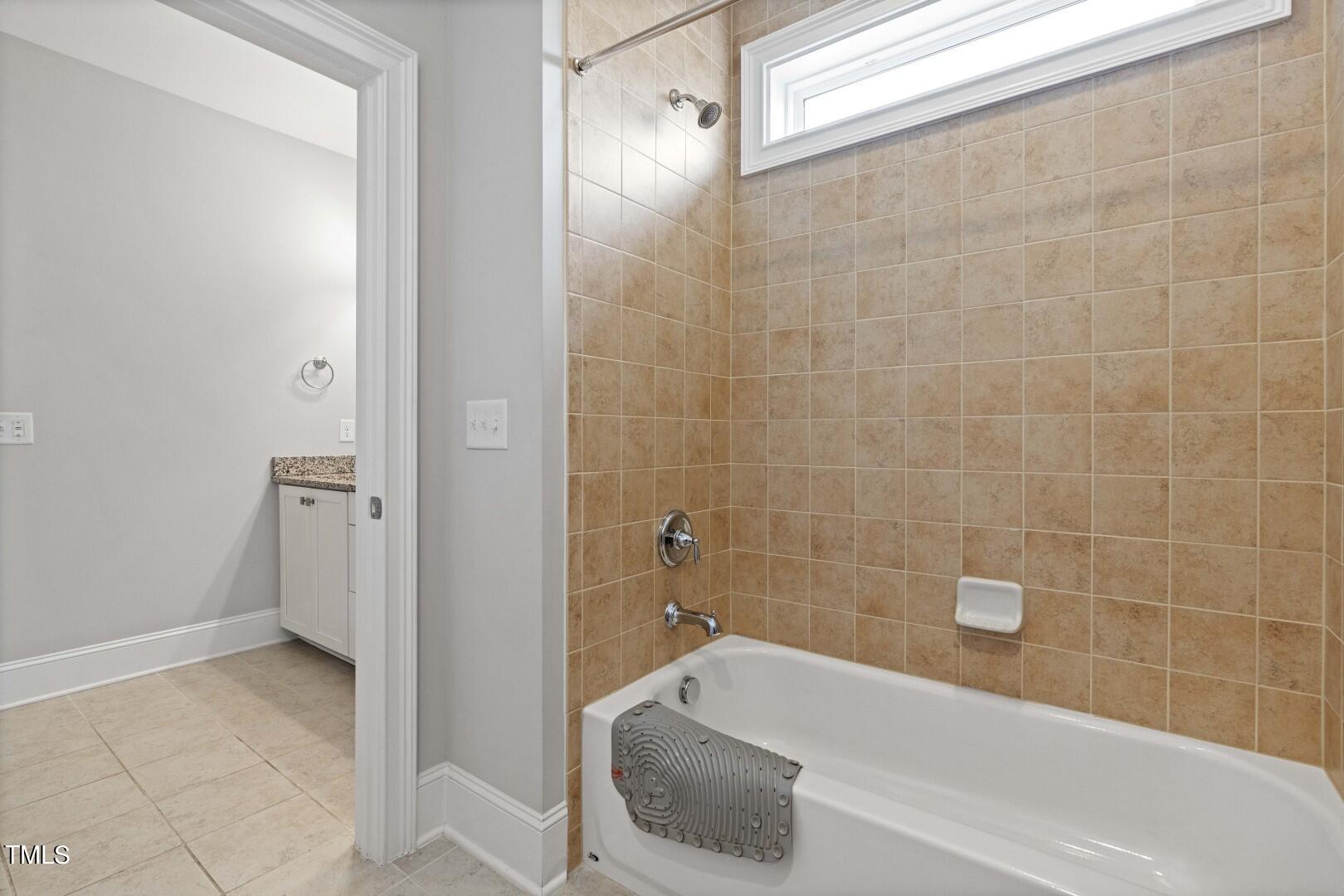 3009 Adonis Circle