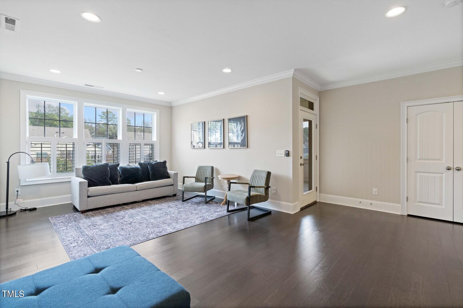 3009 Adonis Circle