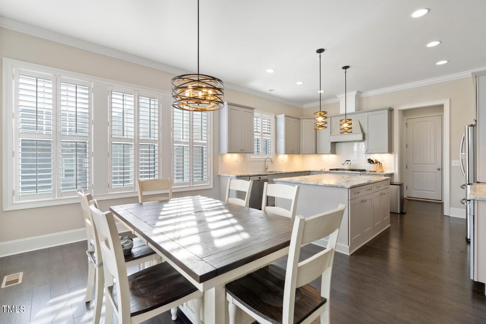 3009 Adonis Circle