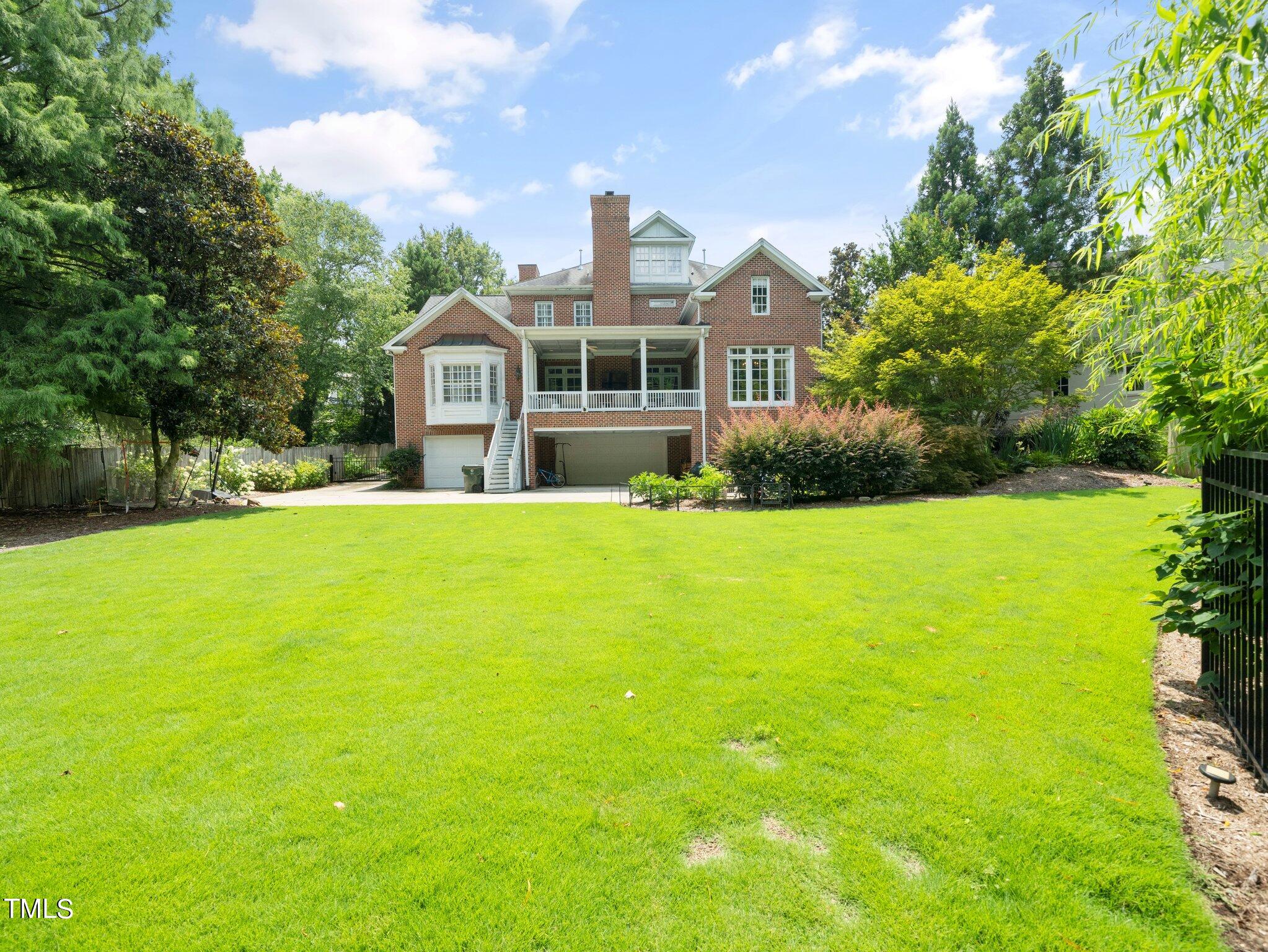 2512 Lewiswood Lane