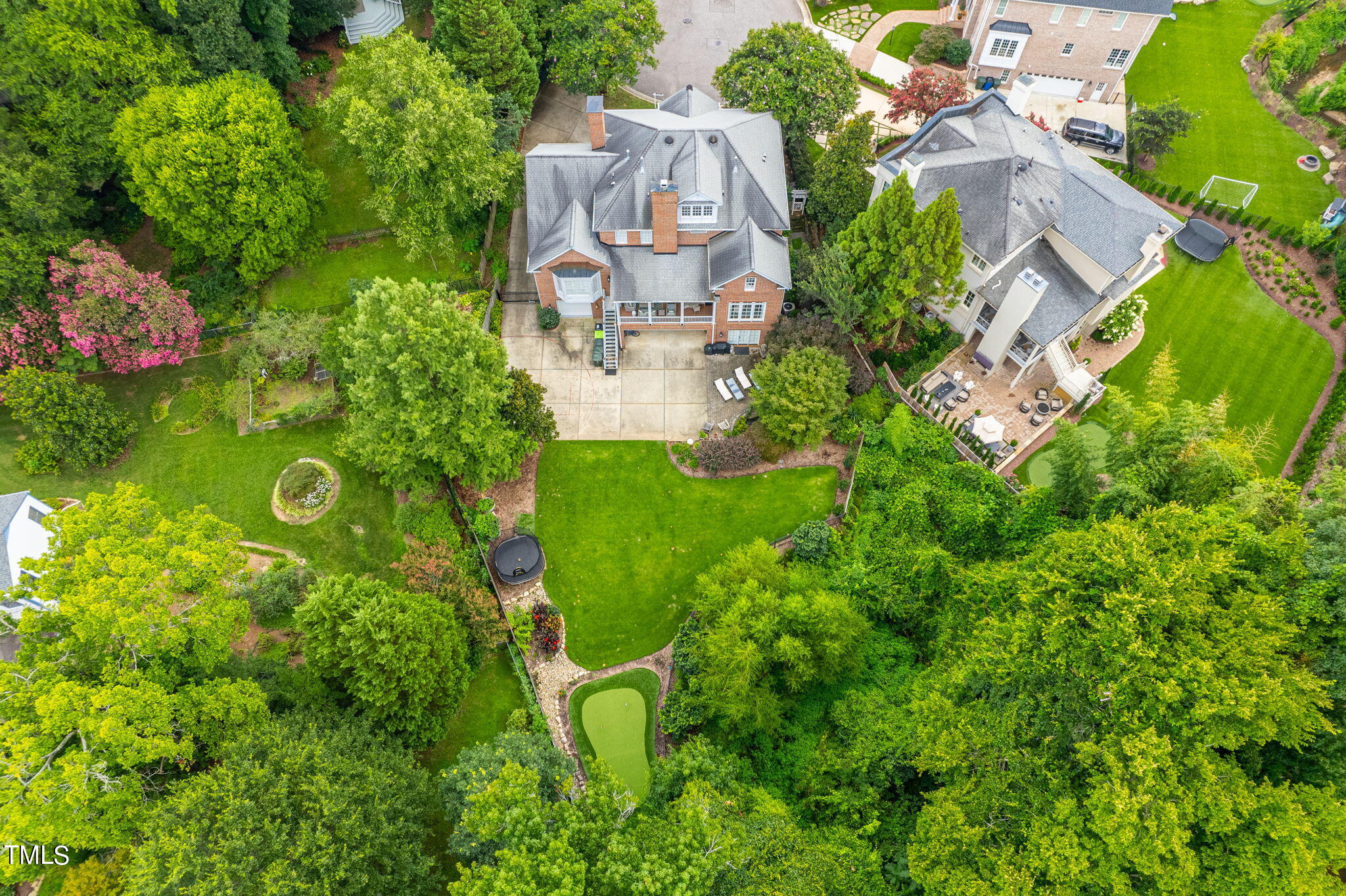 2512 Lewiswood Lane