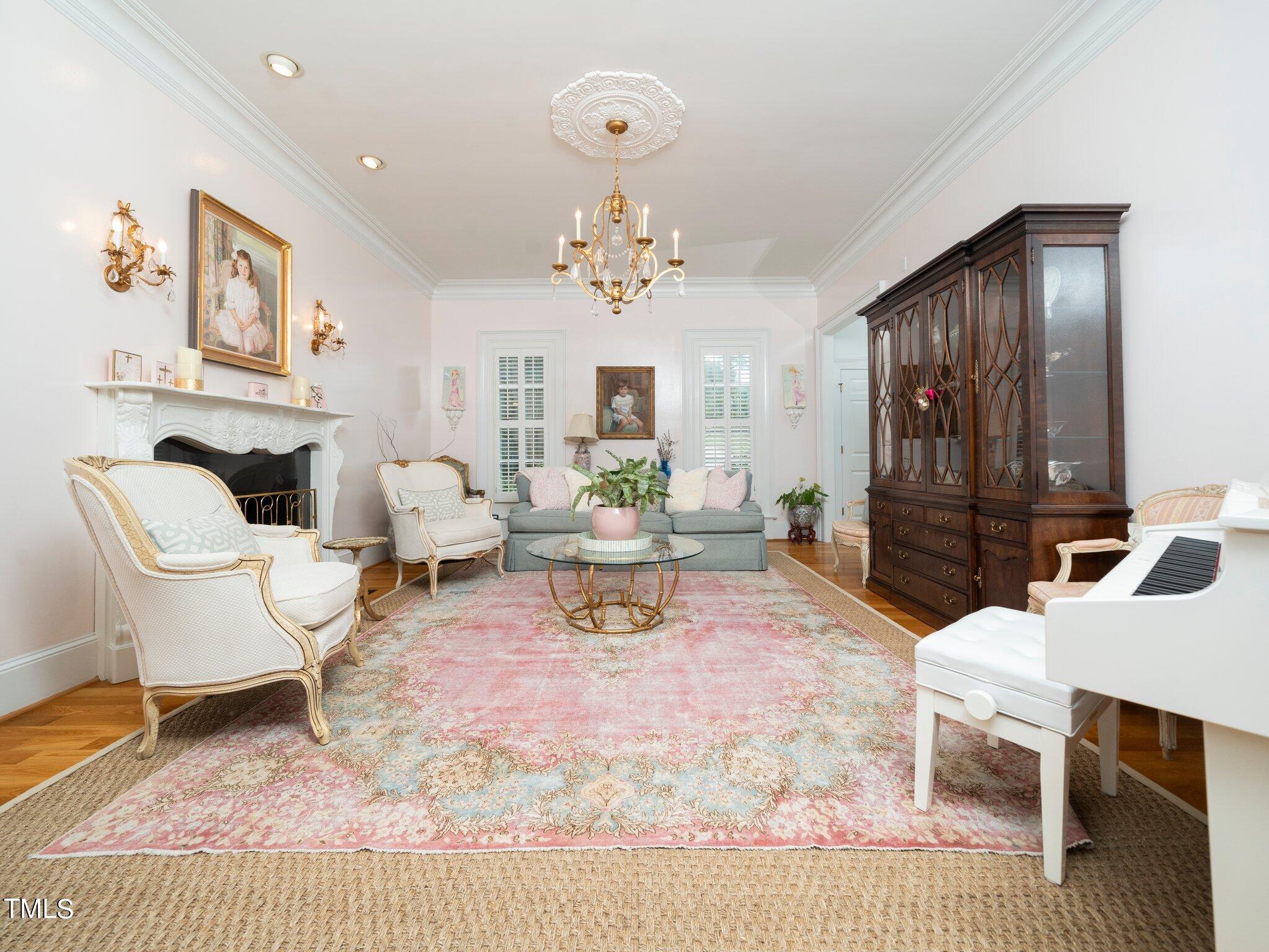 2512 Lewiswood Lane
