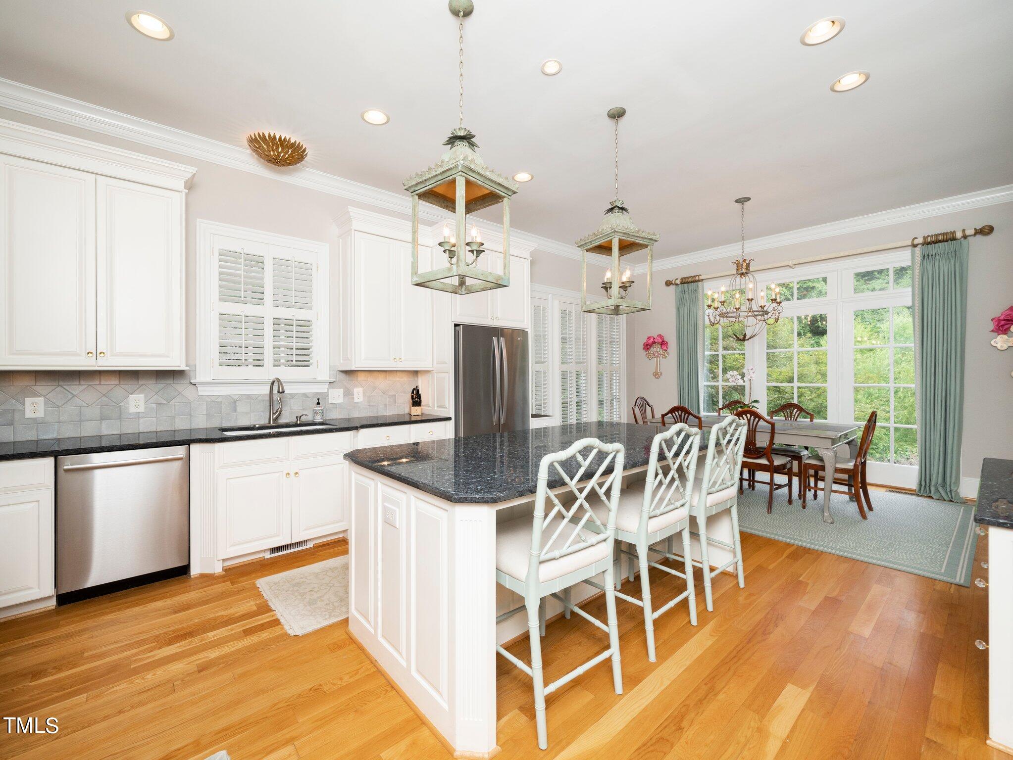 2512 Lewiswood Lane