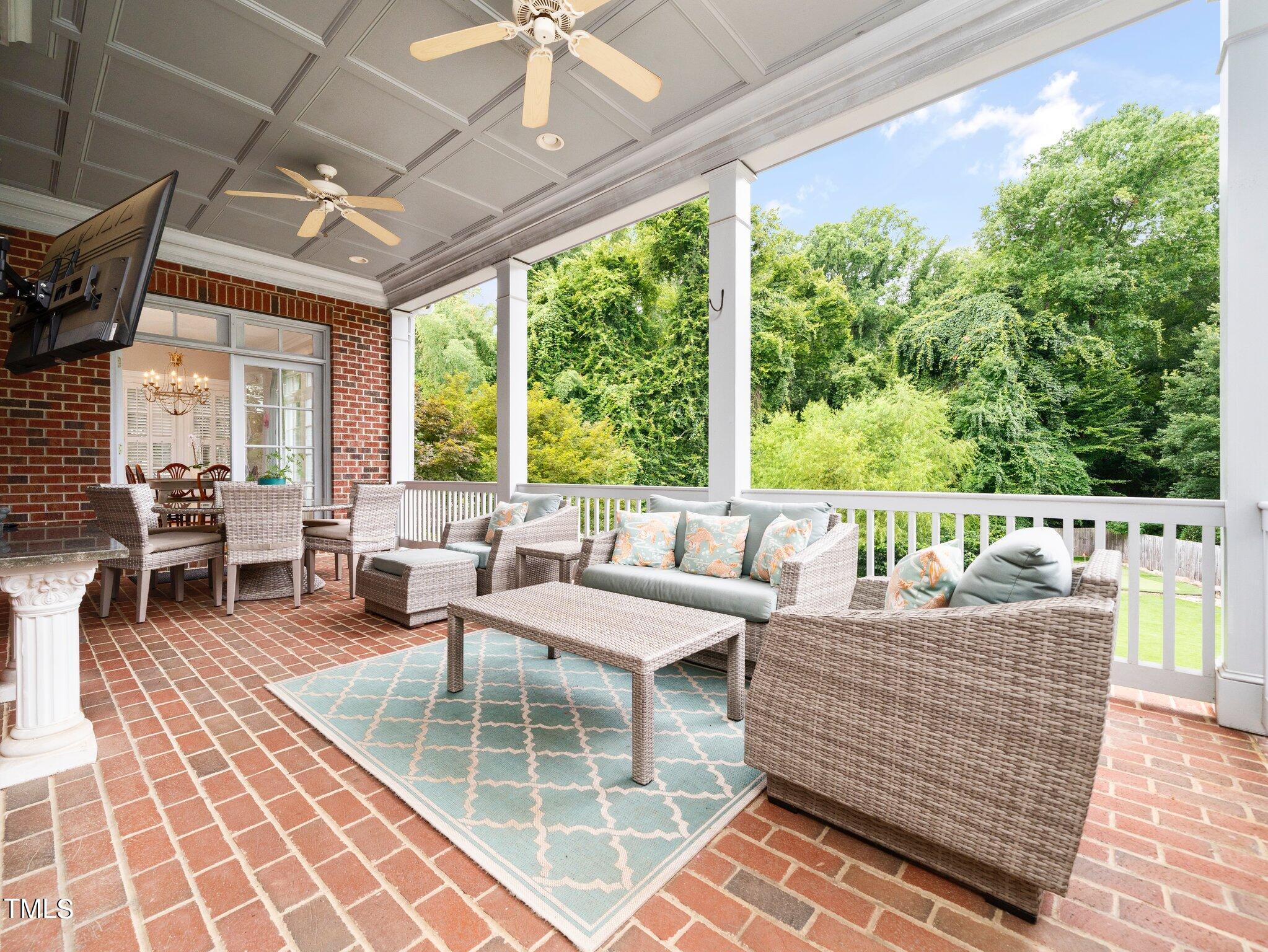 2512 Lewiswood Lane