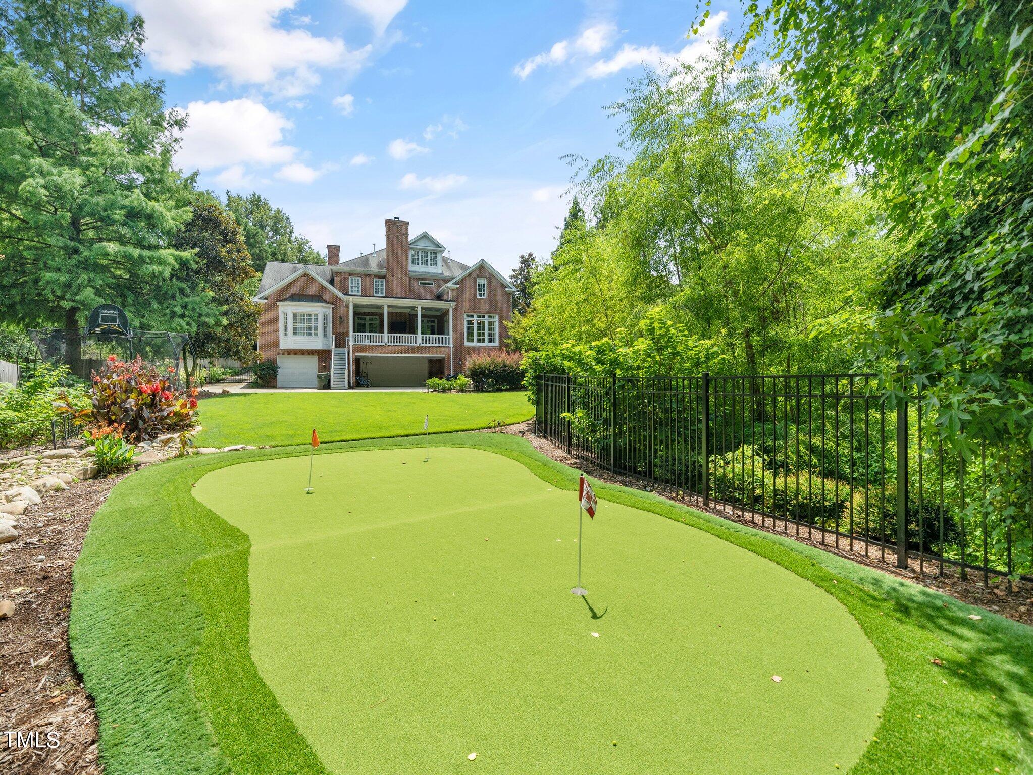 2512 Lewiswood Lane