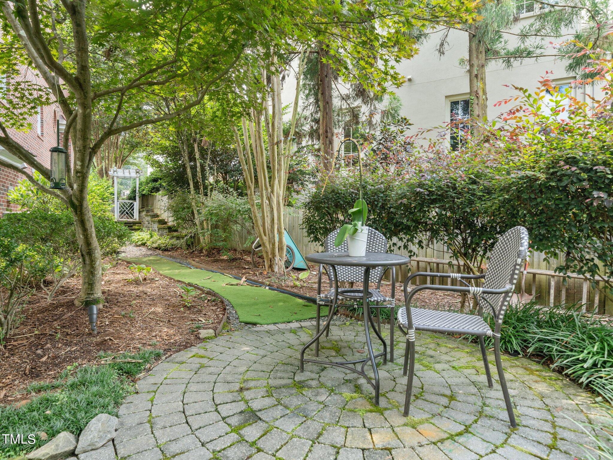 2512 Lewiswood Lane