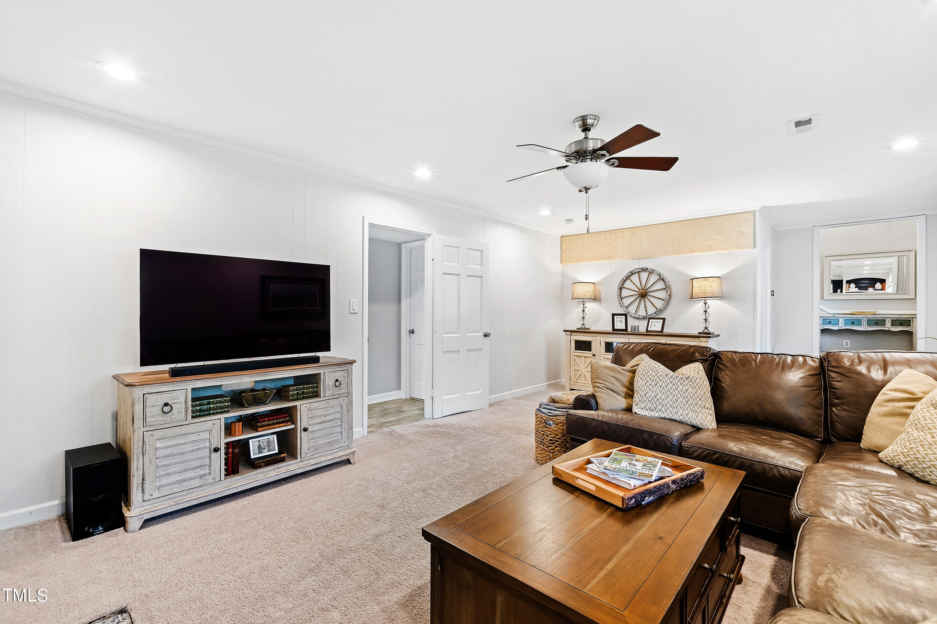 401 N Glen Drive