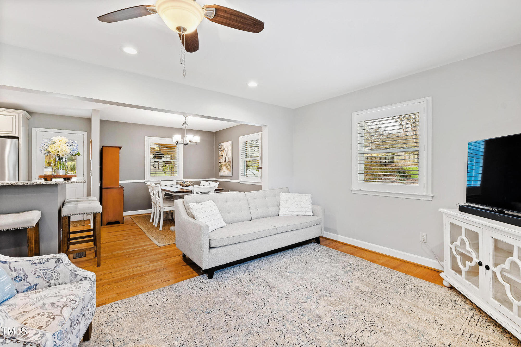 401 N Glen Drive