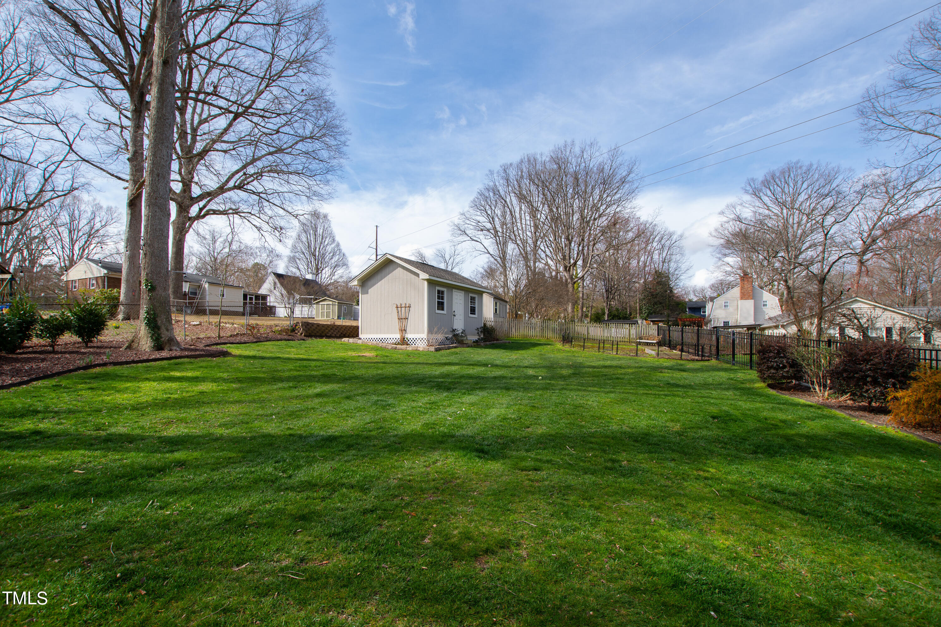 401 N Glen Drive