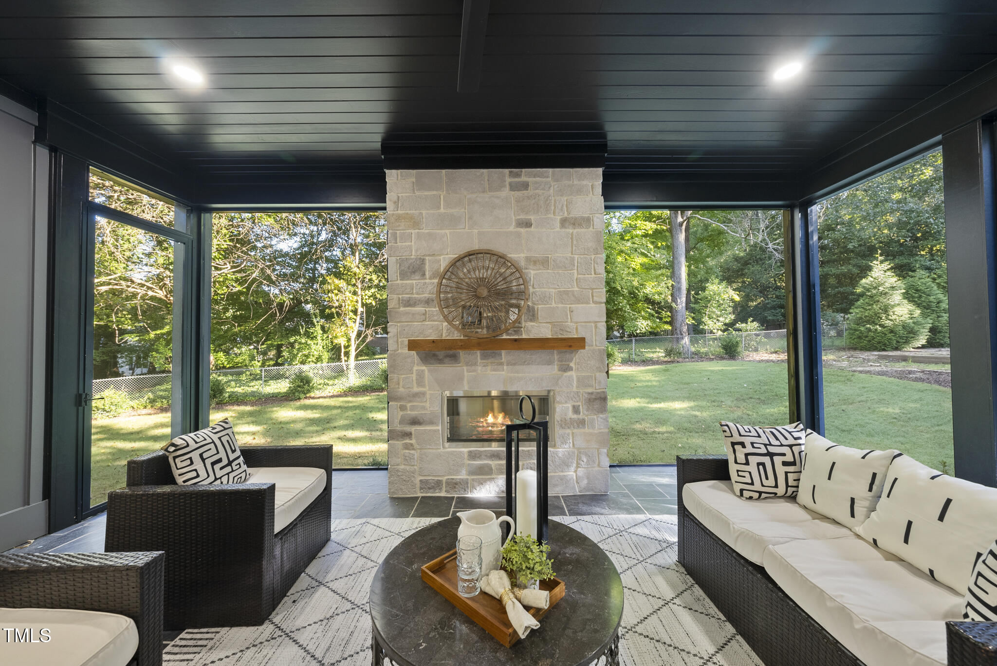 1304 Lennox Place