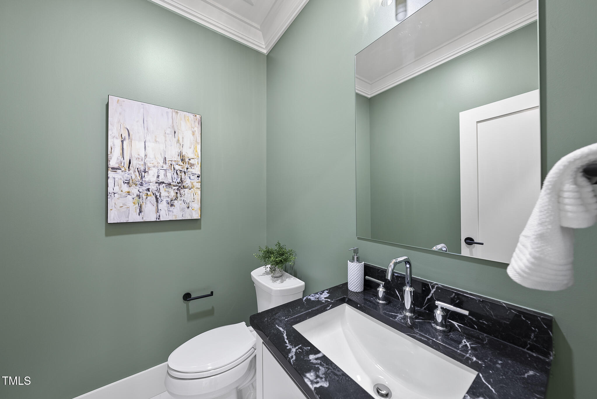 1304 Lennox Place