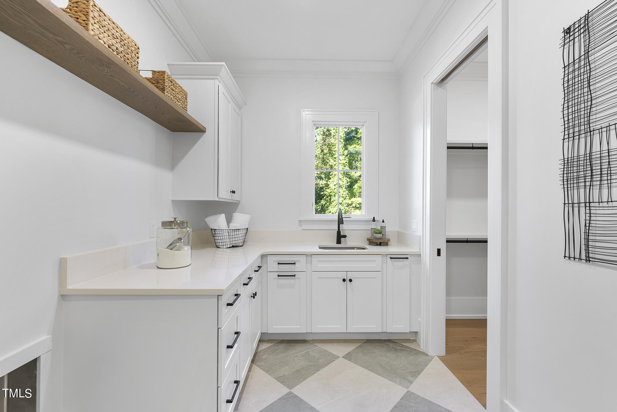1304 Lennox Place