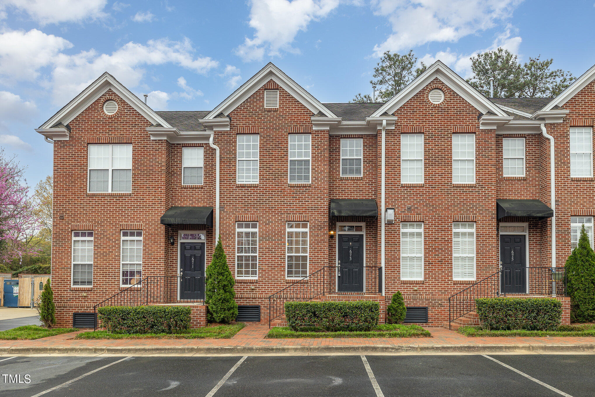 673 Highpark Lane