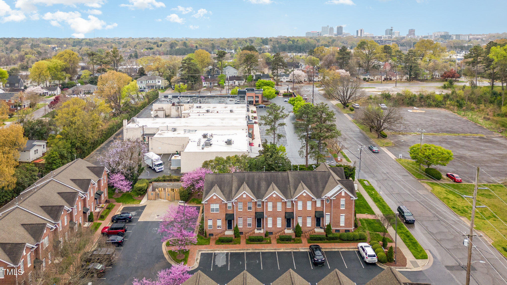 673 Highpark Lane