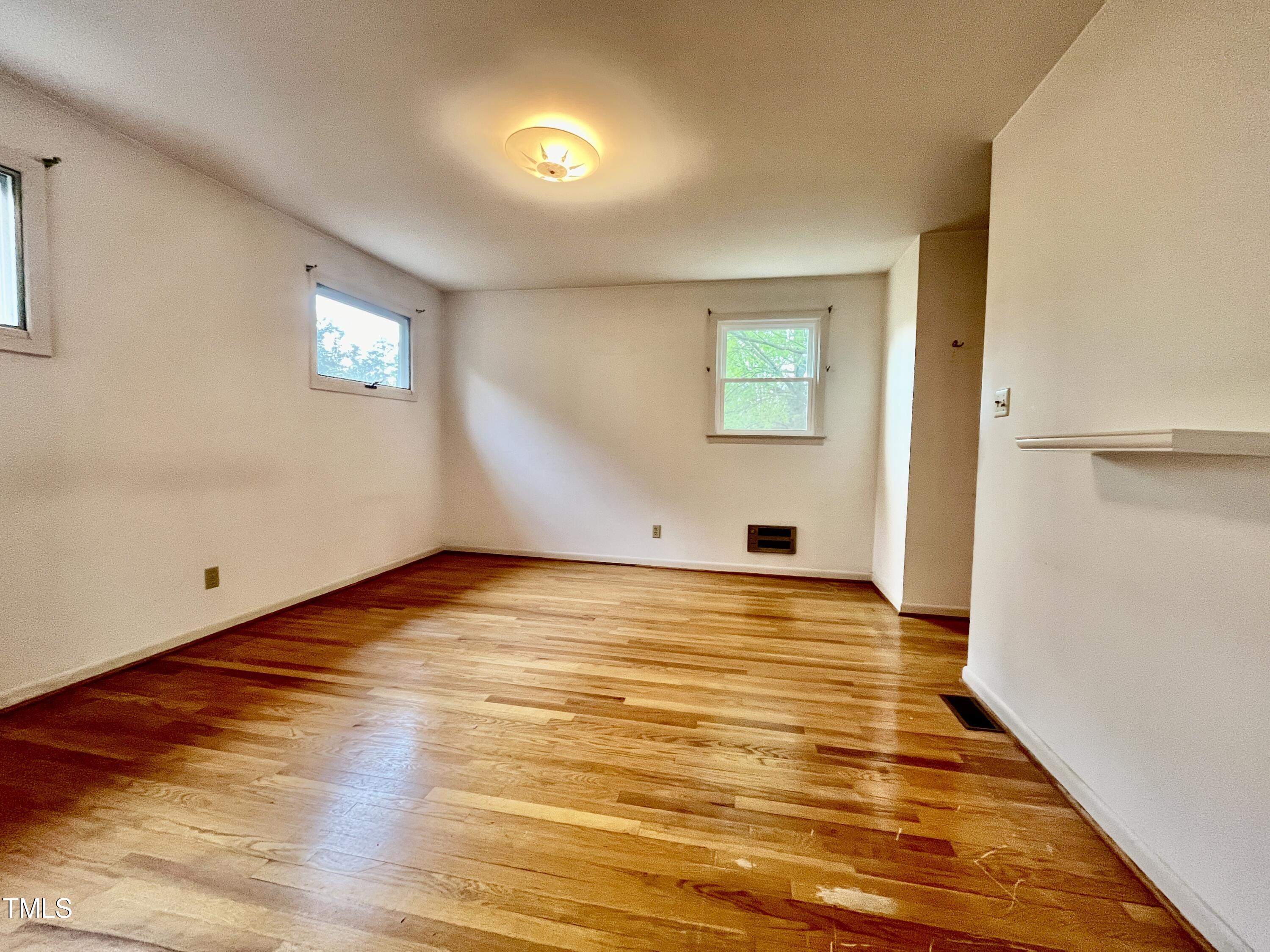 3427 Churchill Road
