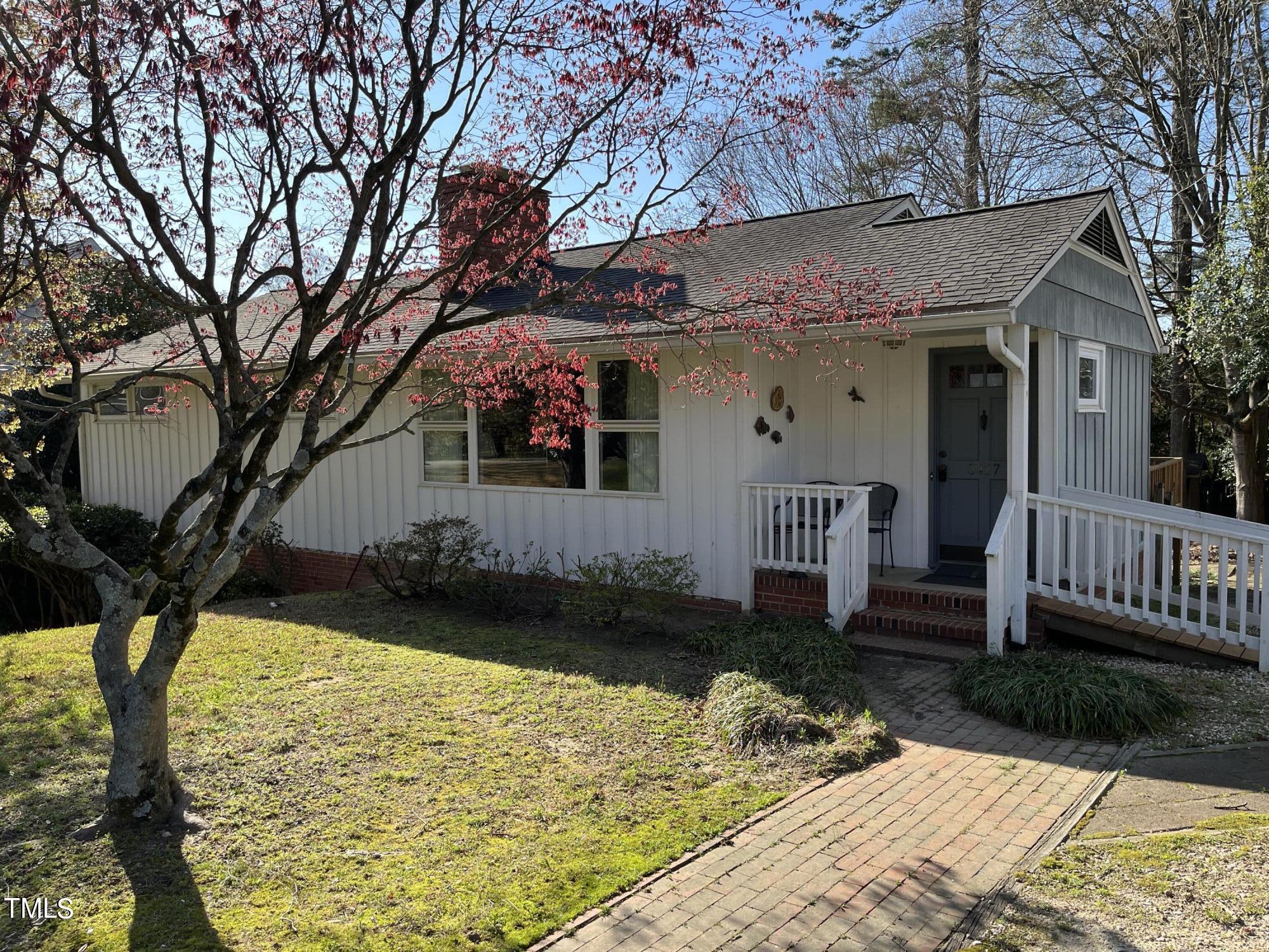 3427 Churchill Road