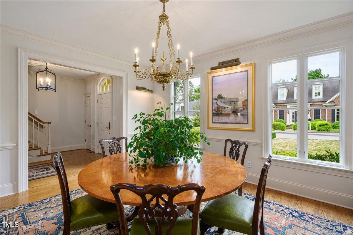 1816 Great Oaks Drive