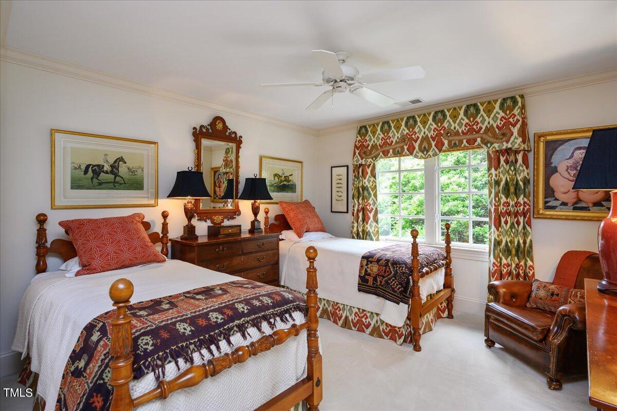 1816 Great Oaks Drive