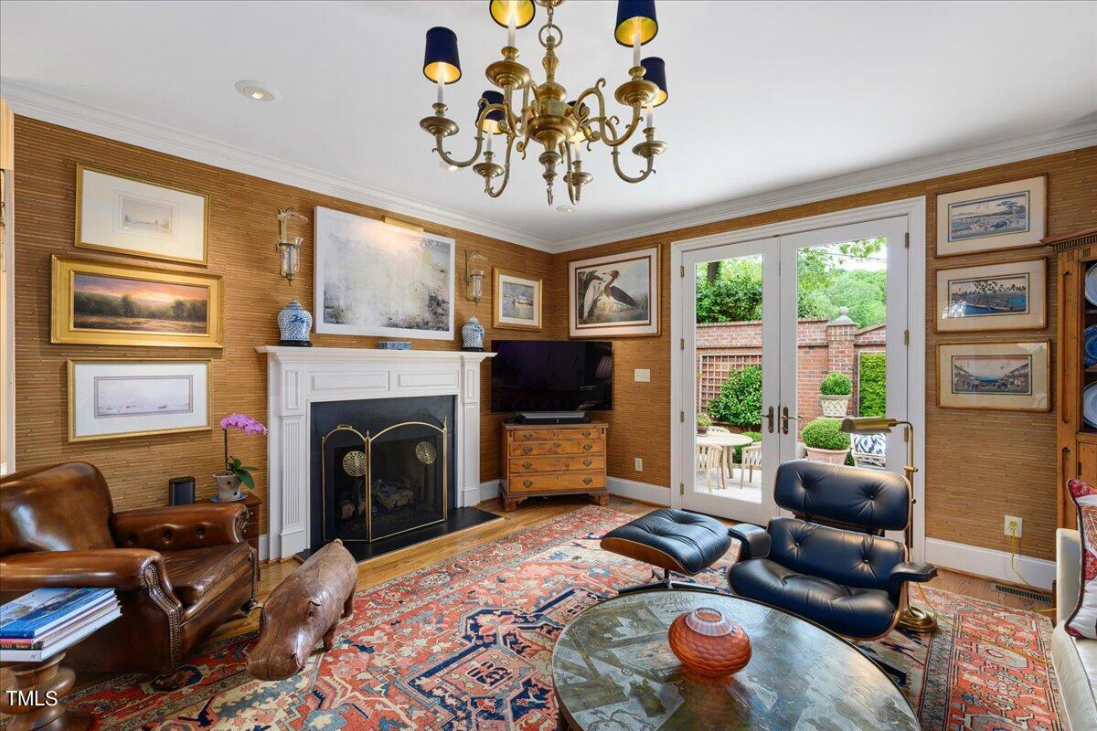 1816 Great Oaks Drive