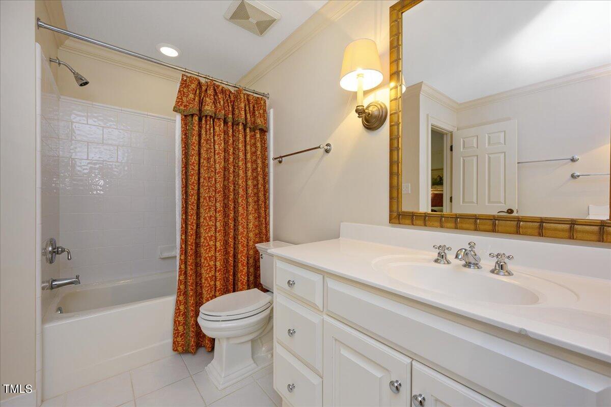 1816 Great Oaks Drive