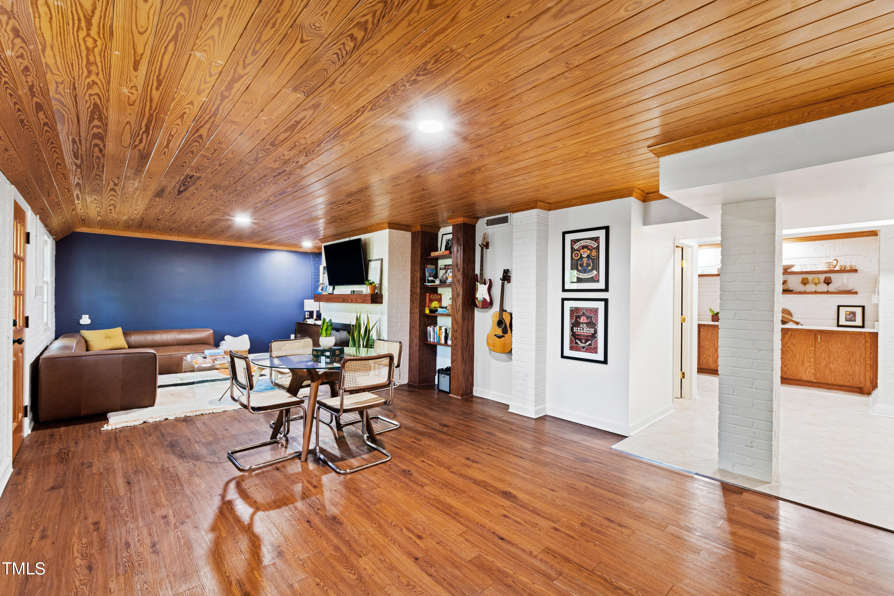 3049 Granville Drive