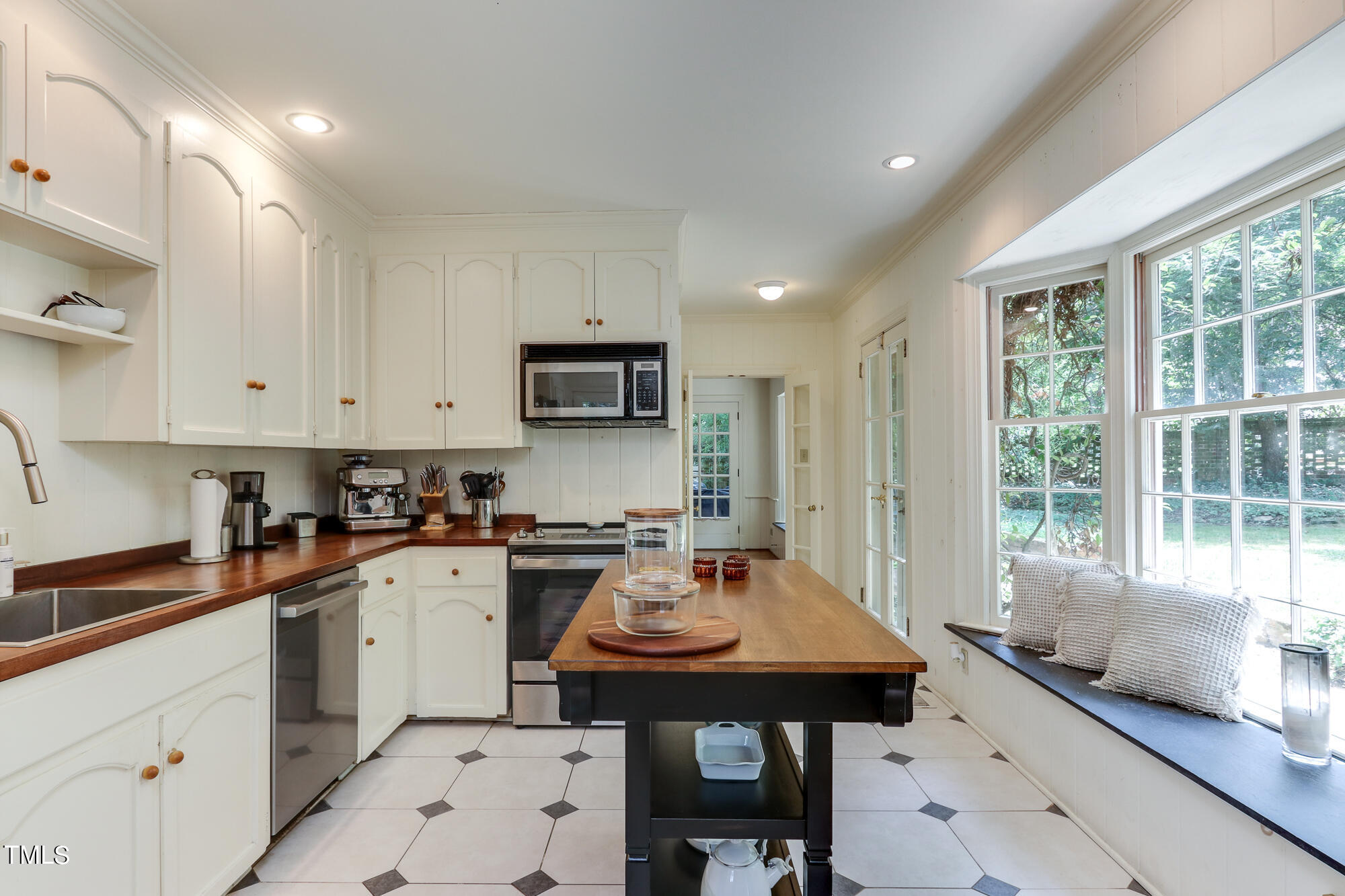 3231 Sussex Road