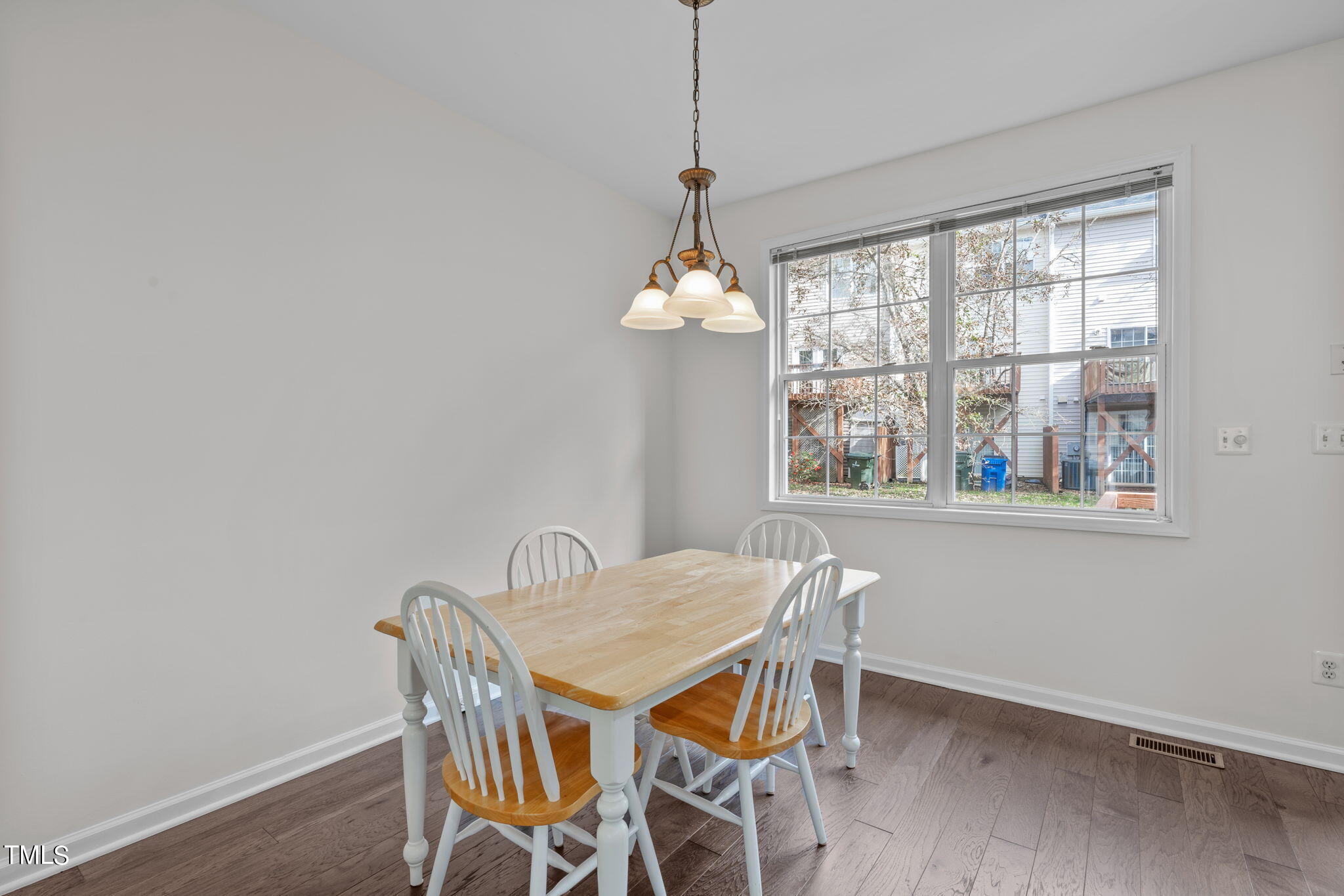 5542 Vista View Court