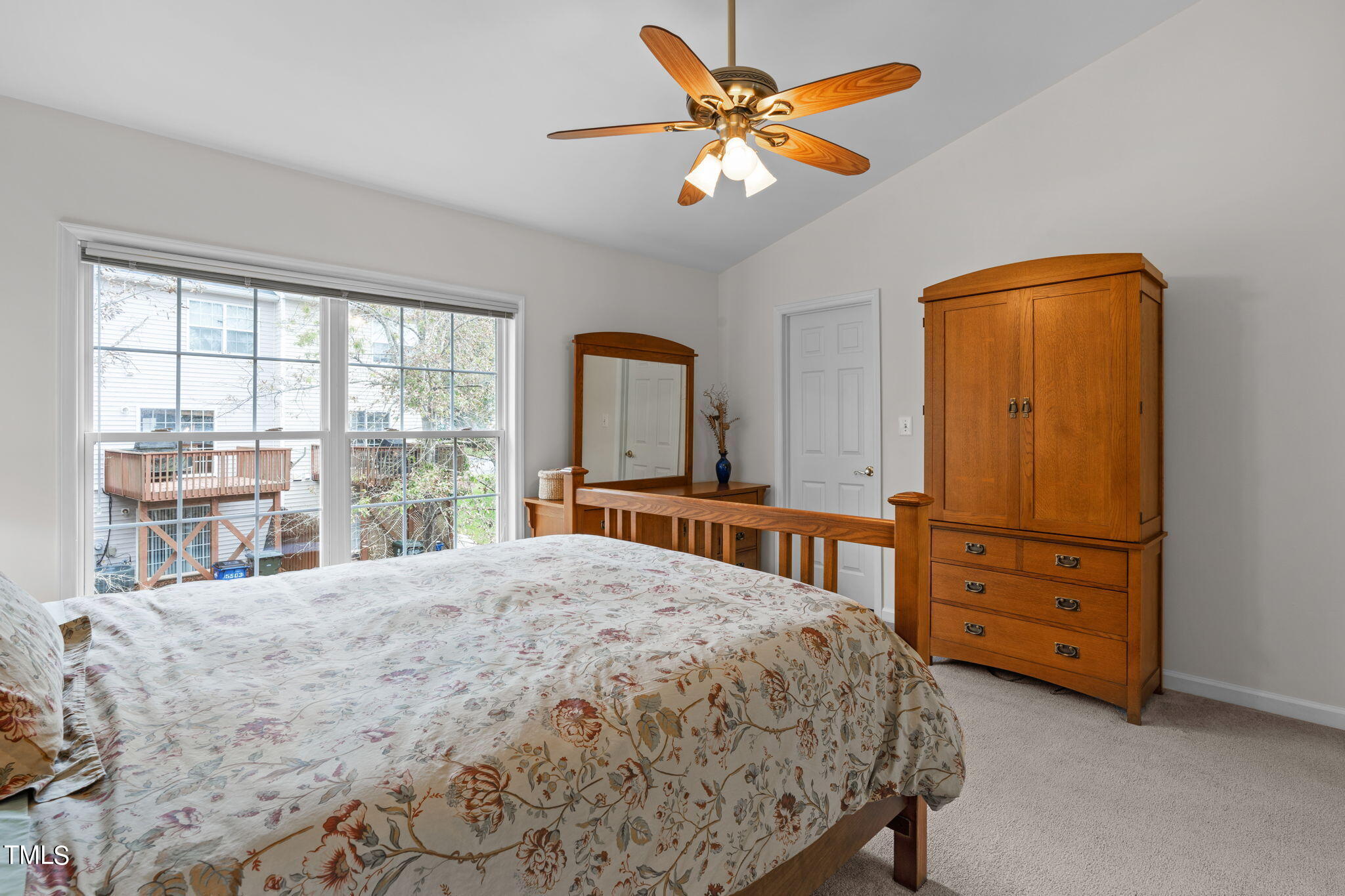 5542 Vista View Court